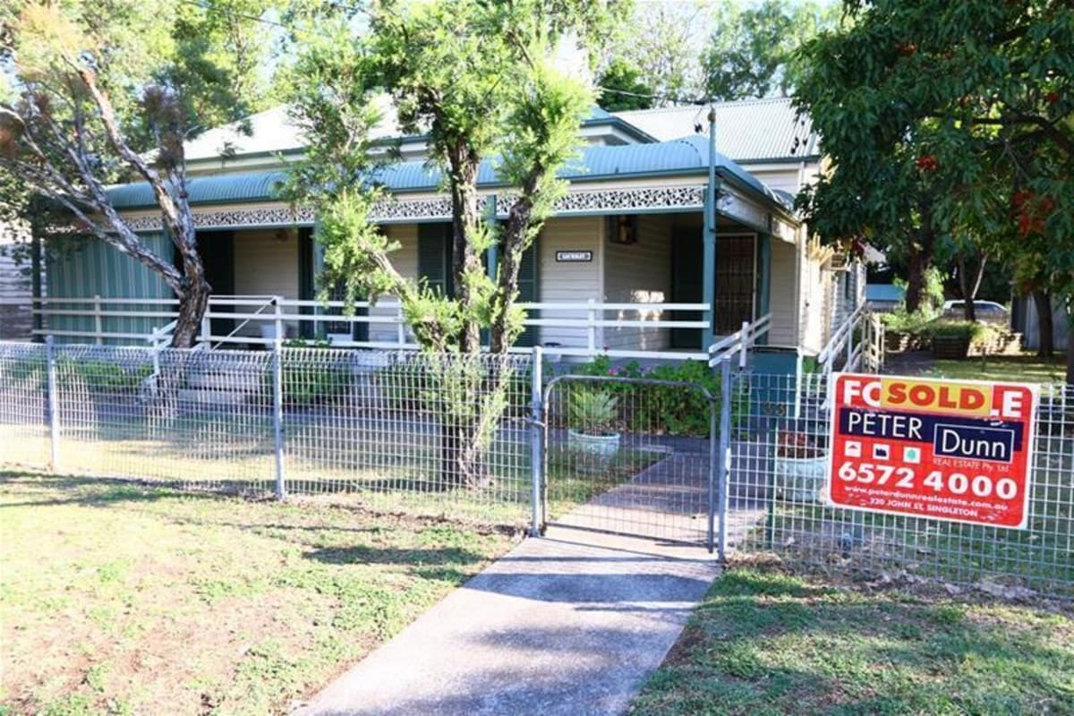 33 Castlereagh Street, SINGLETON NSW 2330, Singleton - Image 1