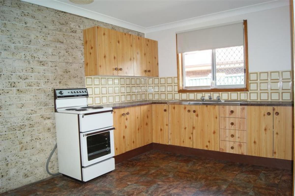 4 / 5 Dunlop Close, SINGLETON NSW 2330, Singleton - Thumbnail 2
