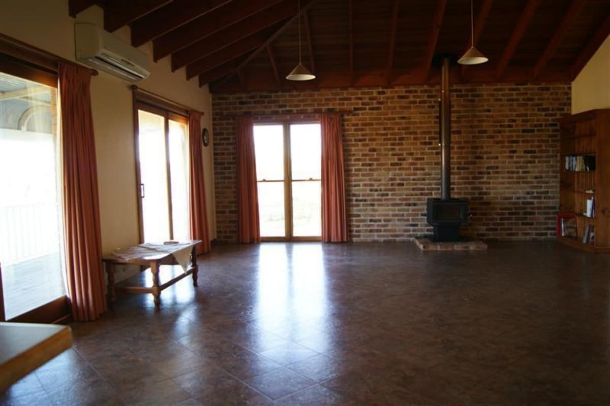 6 Autumn Close, SINGLETON NSW 2330, Singleton - Thumbnail 3