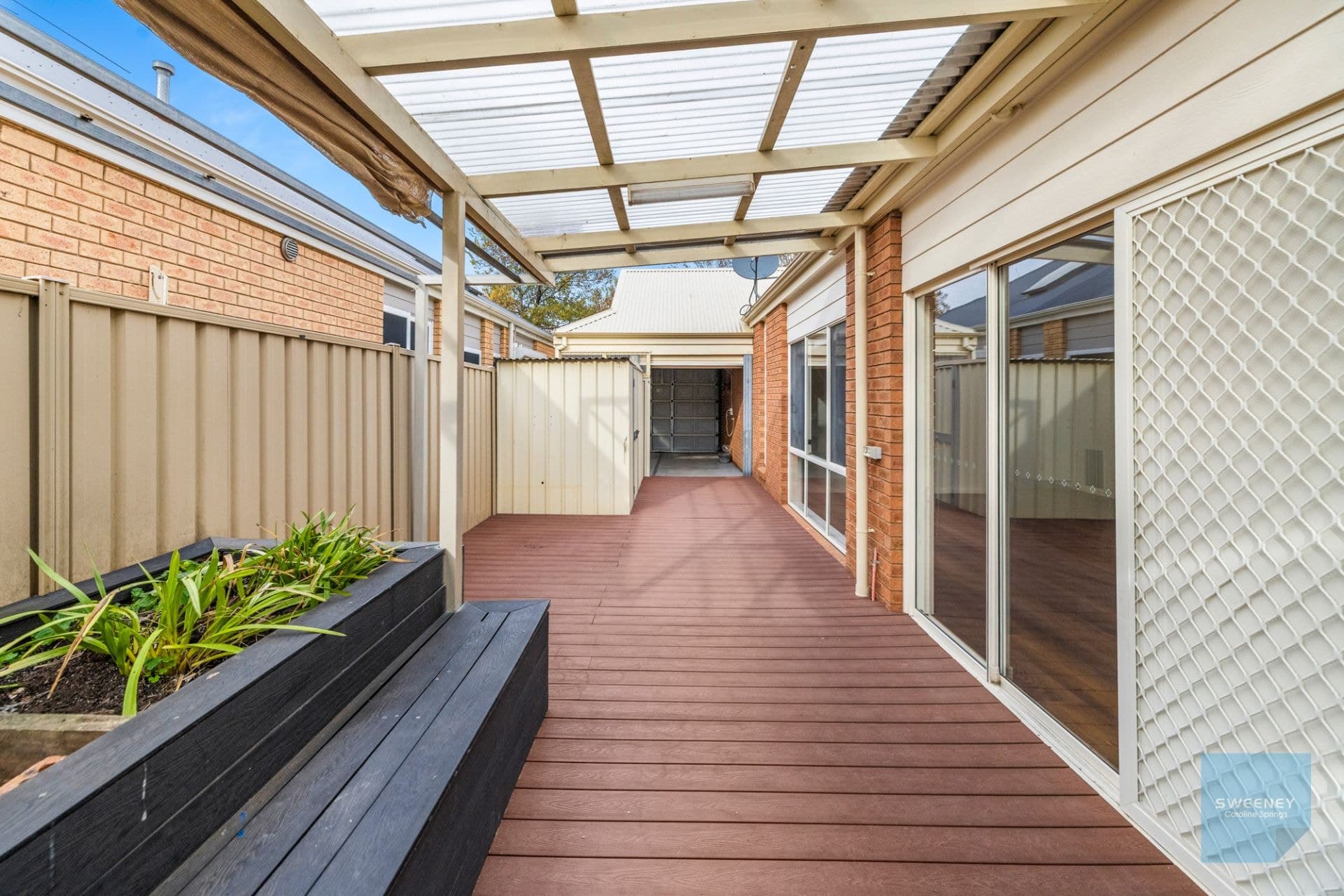 6 Kooyong Way, Caroline Springs - Image 1