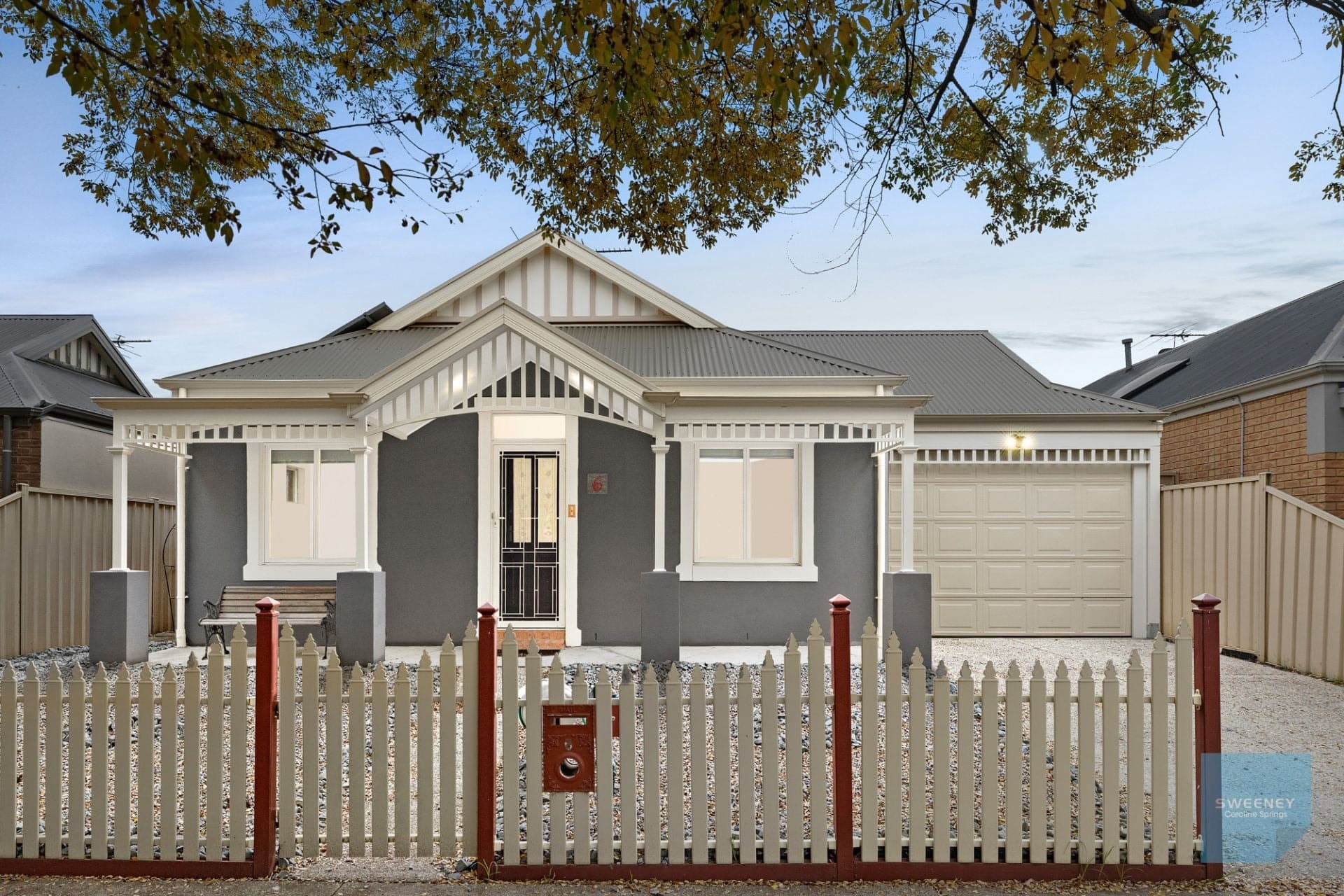 6 Kooyong Way, Caroline Springs - Thumbnail 2