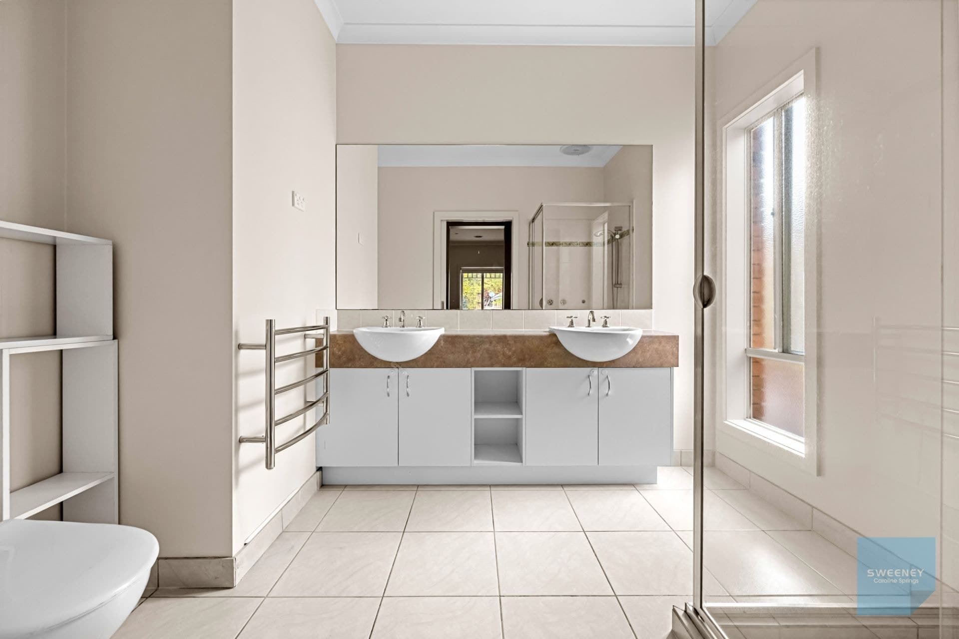6 Kooyong Way, Caroline Springs - Thumbnail 8