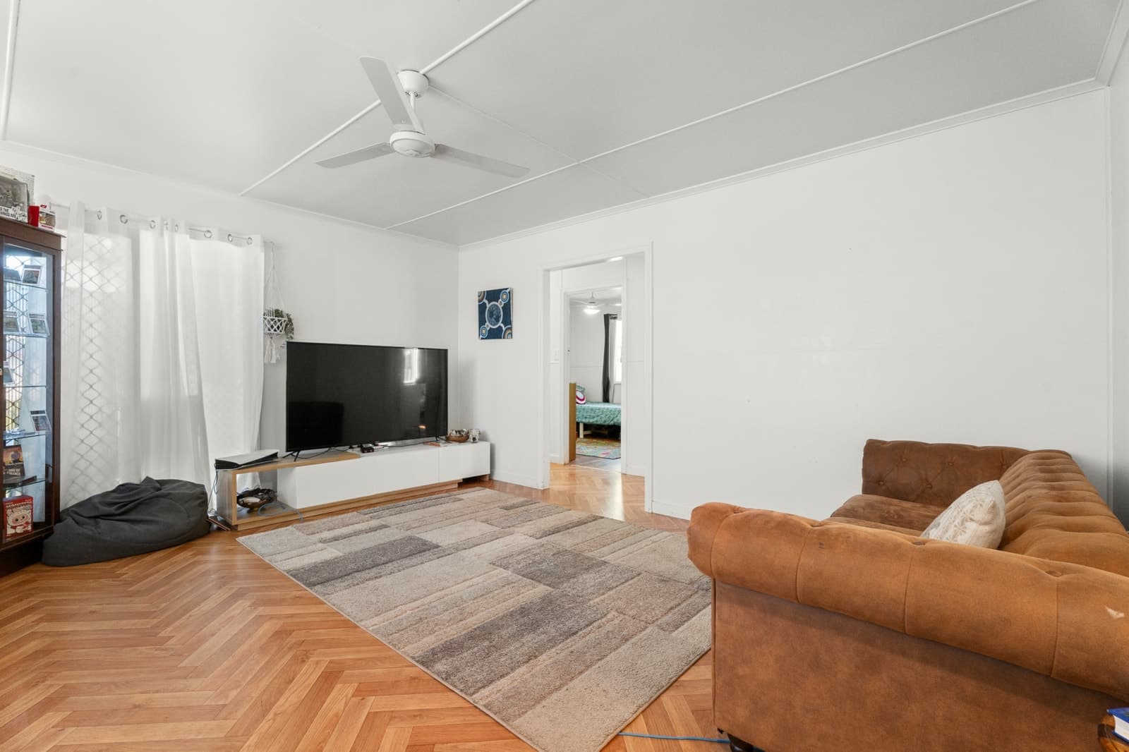 16 Wynne Parade, MARYBOROUGH, Maryborough - Thumbnail 2