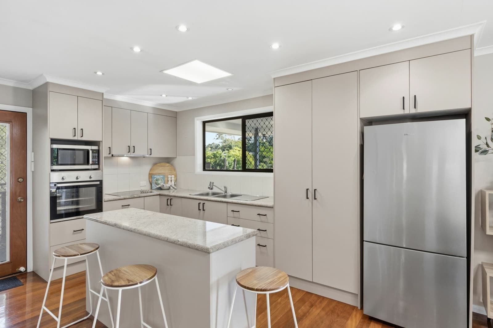 8 Bushland Street, BOONDALL, Boondall - Thumbnail 3