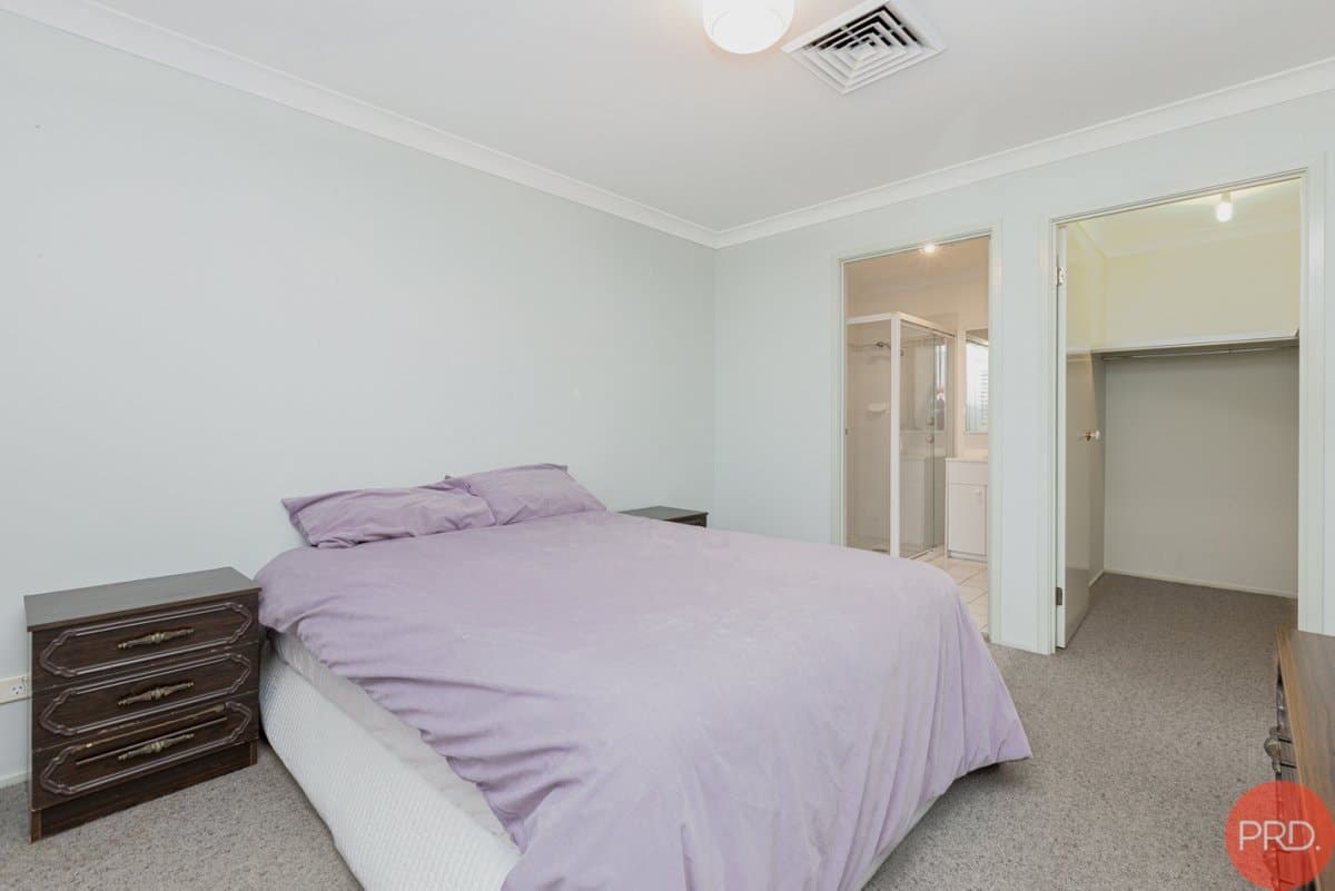 11 Peatmoss Drive, CAMERON PARK NSW 2285, Cameron Park - Thumbnail 5
