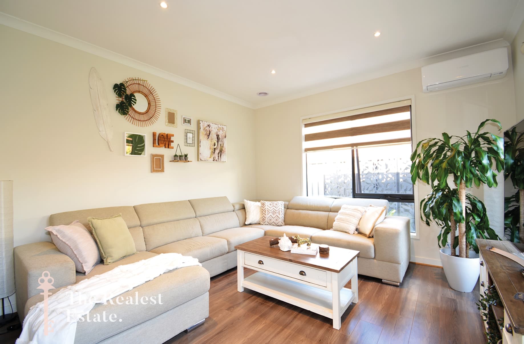 16 Bluebell Drive, Craigieburn, Craigieburn - Thumbnail 4