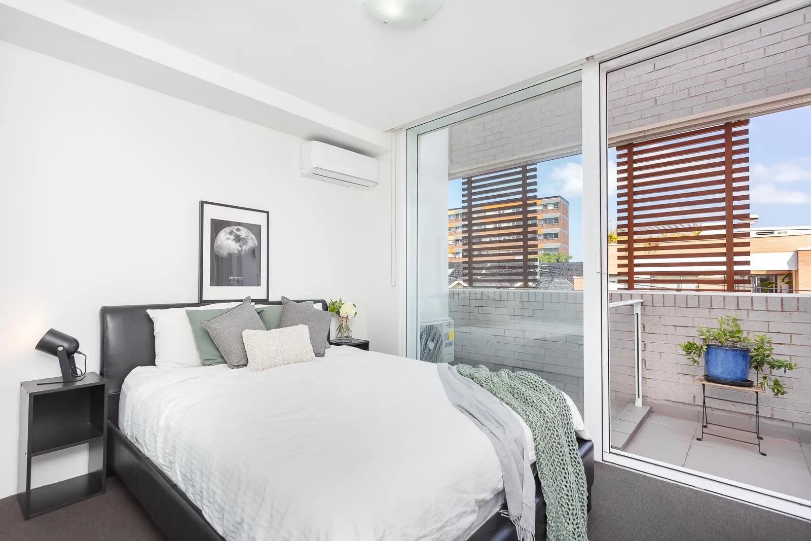 112/63-71 Enmore Road, Newtown - Thumbnail 2