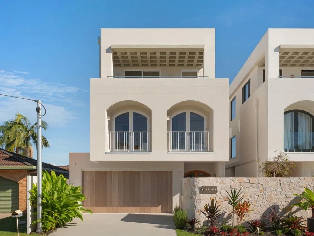 10A Inga Avenue, SURFERS PARADISE, Surfers Paradise - Image 1