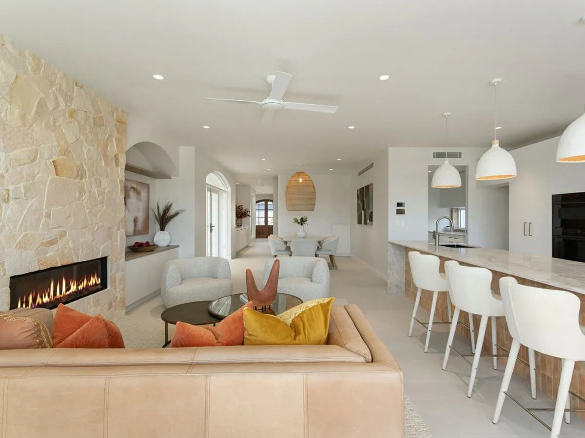 10A Inga Avenue, SURFERS PARADISE, Surfers Paradise - Thumbnail 5