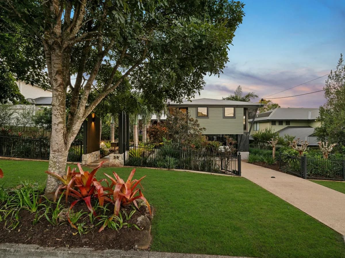 39 Kathleen Street, CORINDA, Corinda - Thumbnail 2