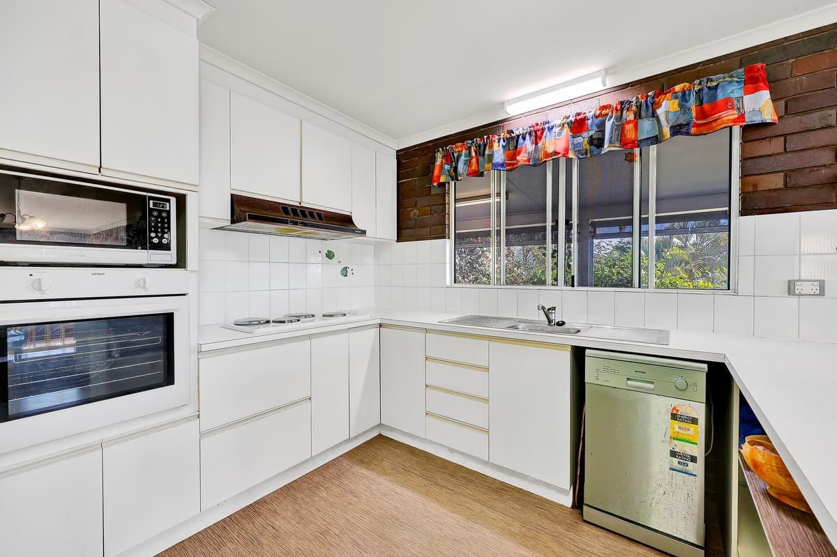 4 Julie Street, Dundowran Beach QLD, Dundowran Beach - Thumbnail 5