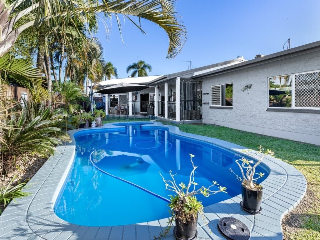 13 Leeuwin Crescent, Bentley Park, QLD, 4869, Bentley Park - Thumbnail 2