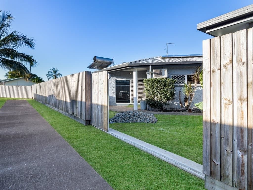 13 Leeuwin Crescent, Bentley Park, QLD, 4869, Bentley Park - Thumbnail 4
