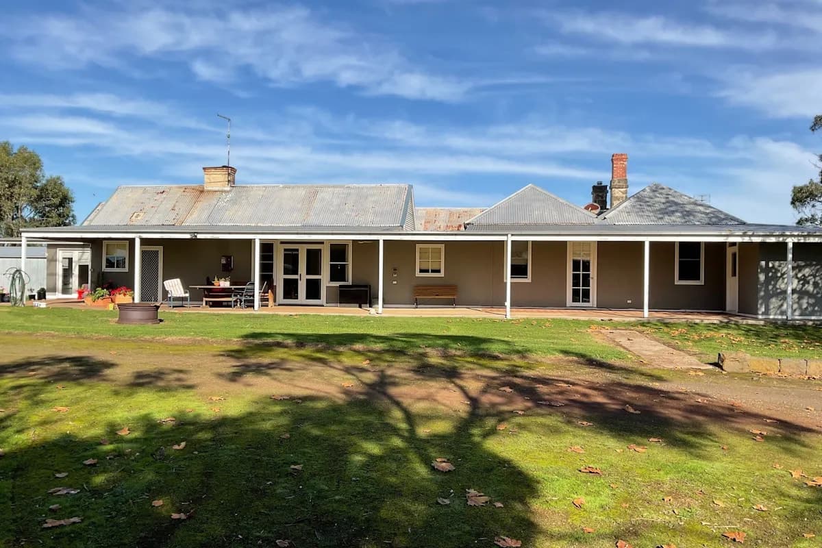 16 Boundary Road, Mortlake, VIC, 3272, Mortlake - Thumbnail 3