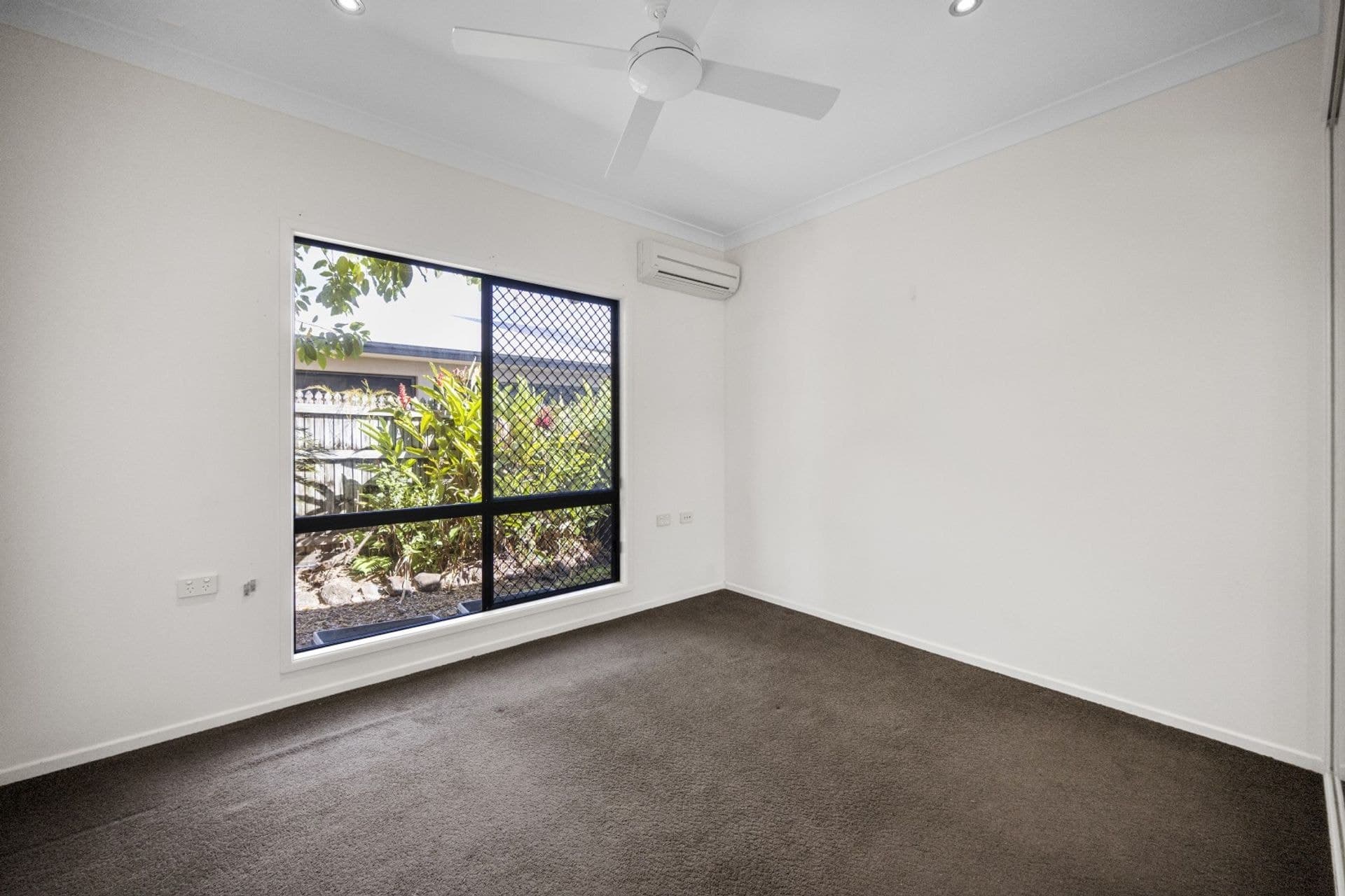 61 Timbury Way, Mount Louisa, QLD, 4814, Mount Louisa - Thumbnail 7