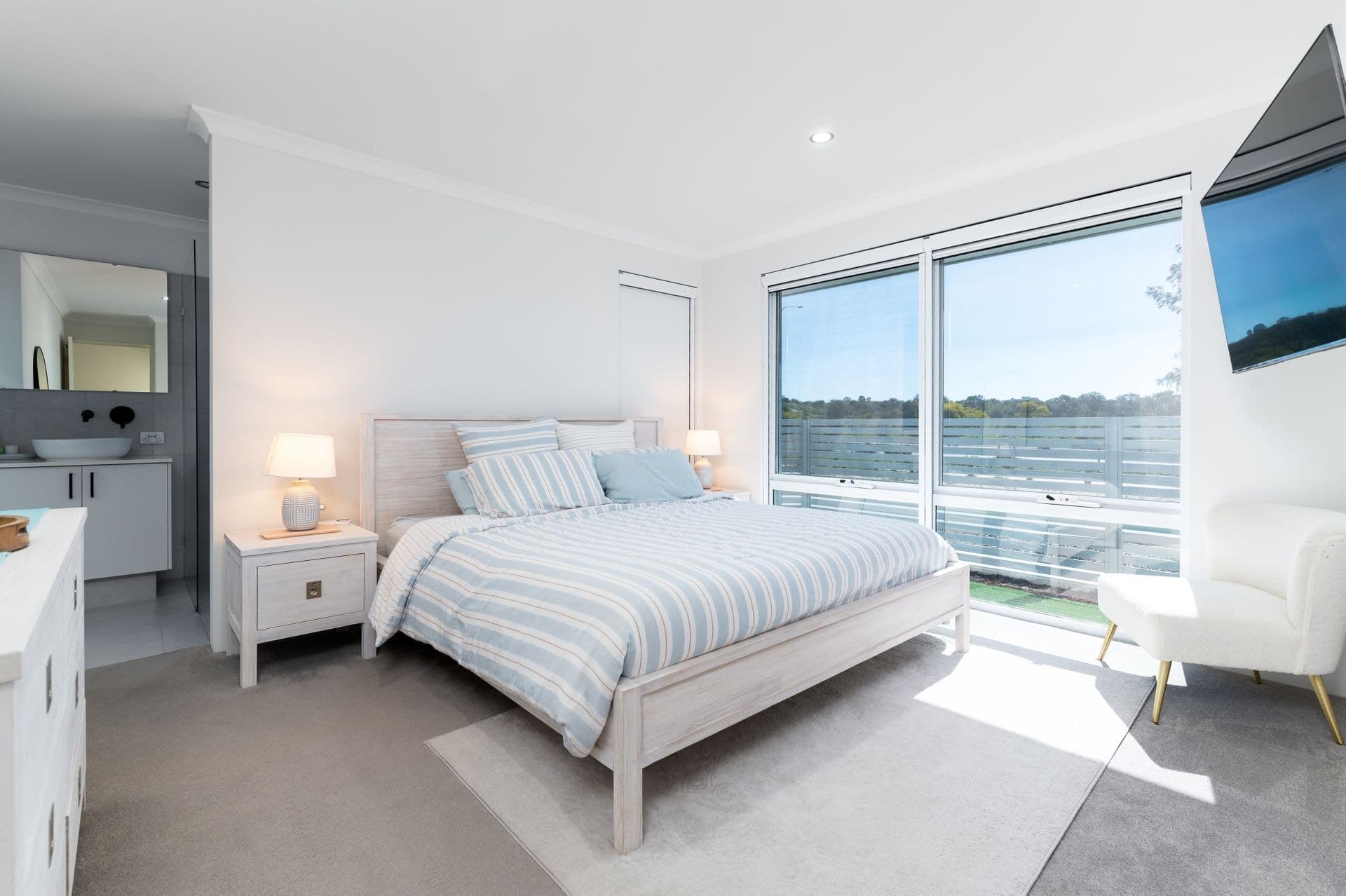 71 Isabelline Terrace, Eglinton, WA, 6034, Alkimos - Thumbnail 2