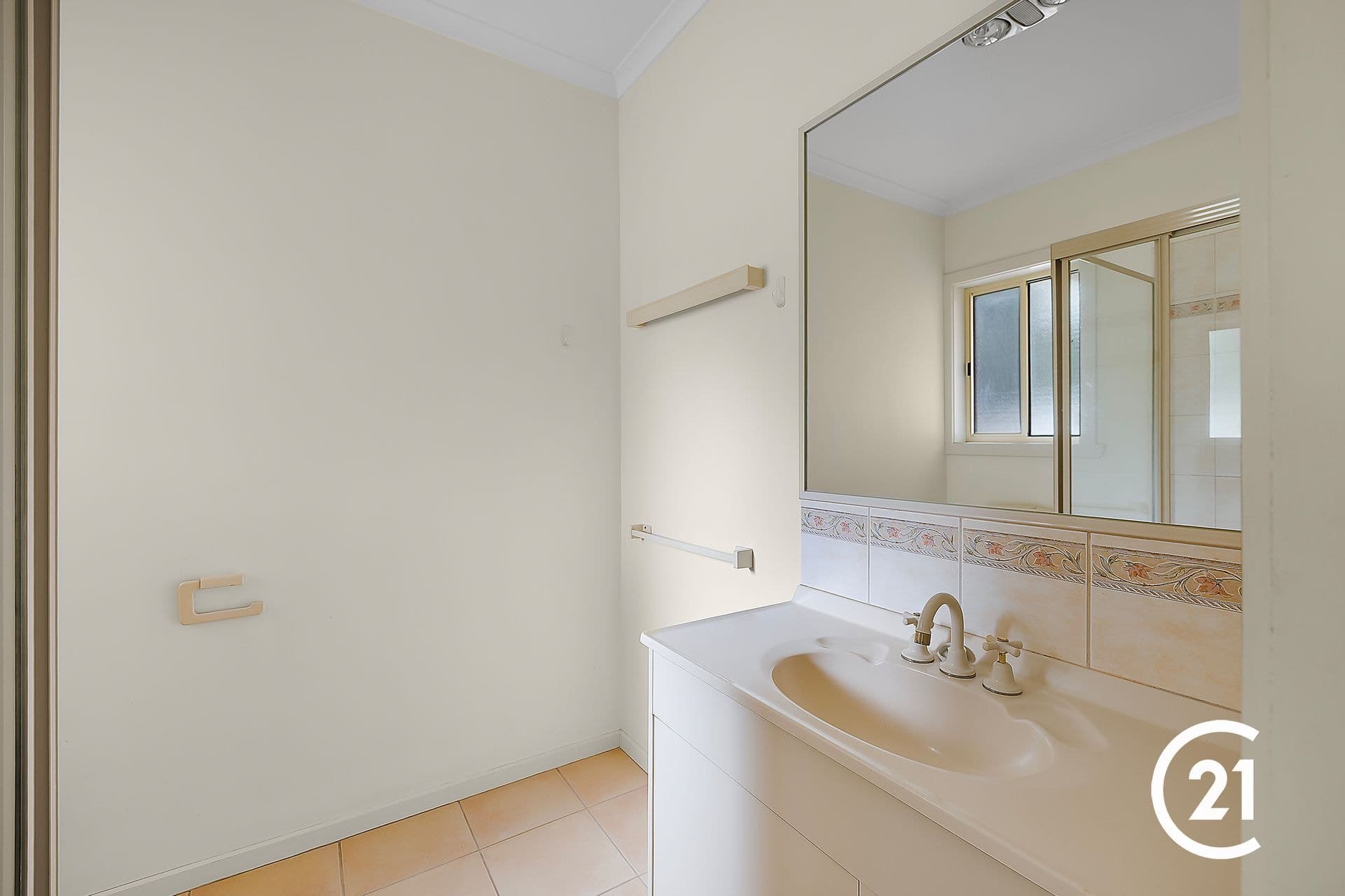 118 Pakenham Street, Echuca, VIC, 3564, Echuca - Thumbnail 7