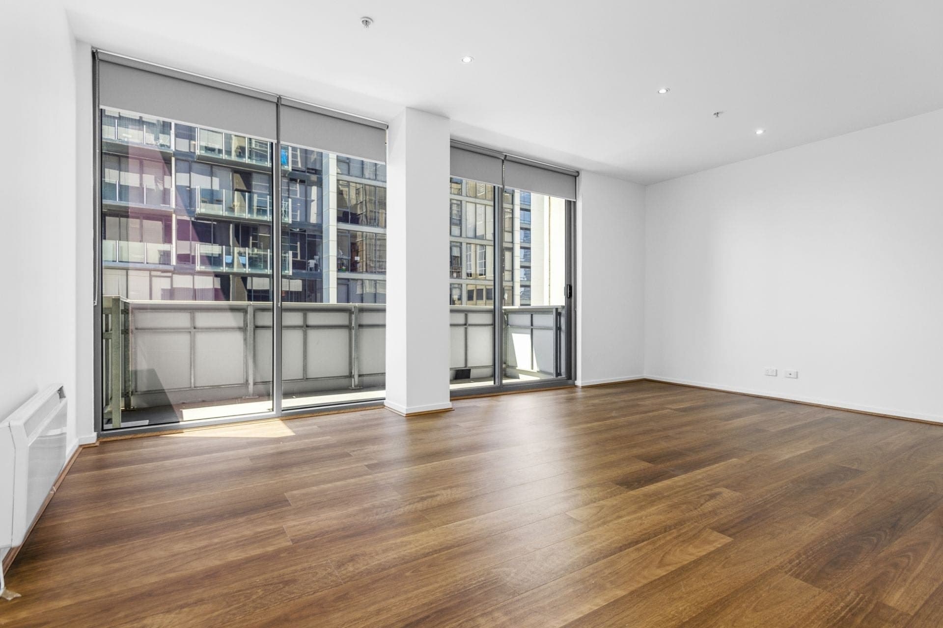1605/25-33 Wills Street Melbourne VIC, Melbourne - Image 1
