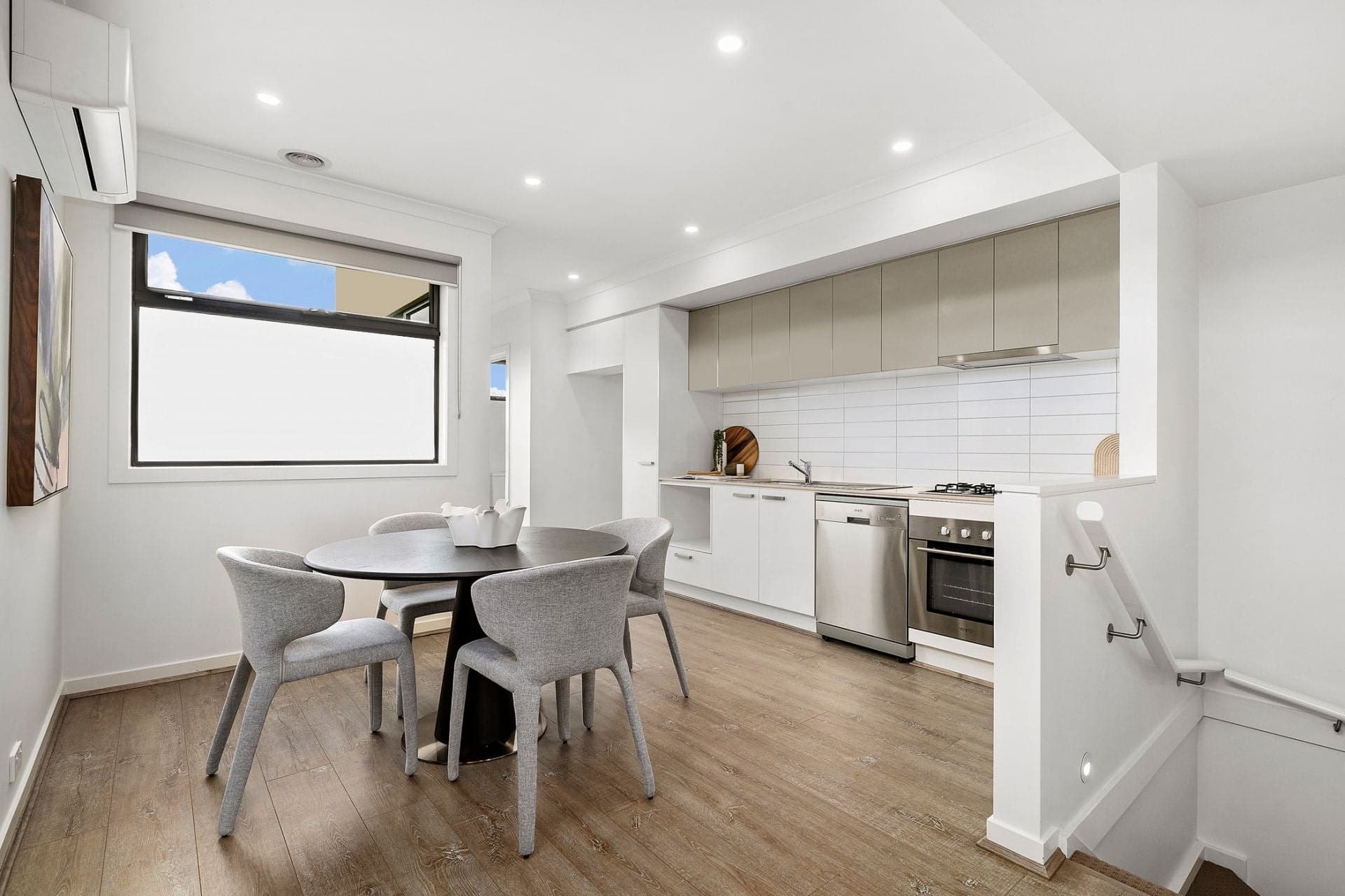 16 Cobalt Walk, Craigieburn, Craigieburn - Thumbnail 3