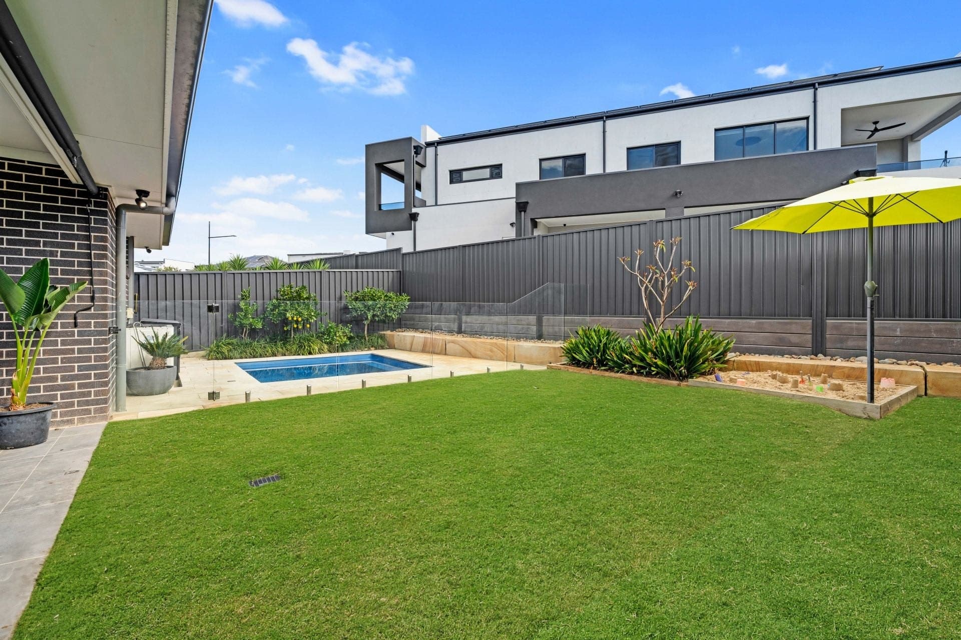 24 Poulton Terrace, Campbelltown, Campbelltown - Thumbnail 5