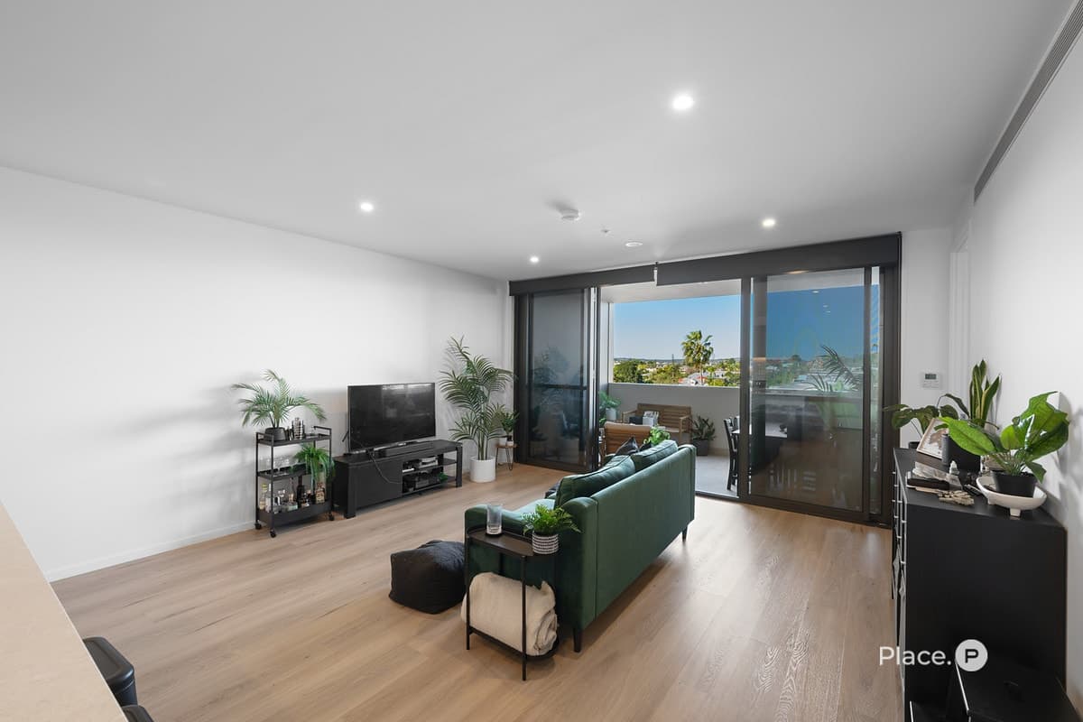 89 Lytton Road, East Brisbane - Thumbnail 2