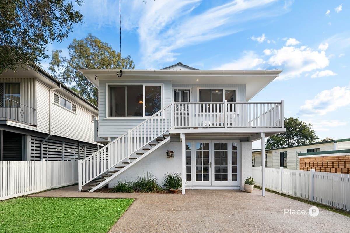 27 Morden Road, Sunnybank Hills - Image 1