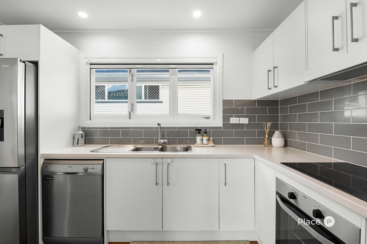 27 Morden Road, Sunnybank Hills - Thumbnail 7