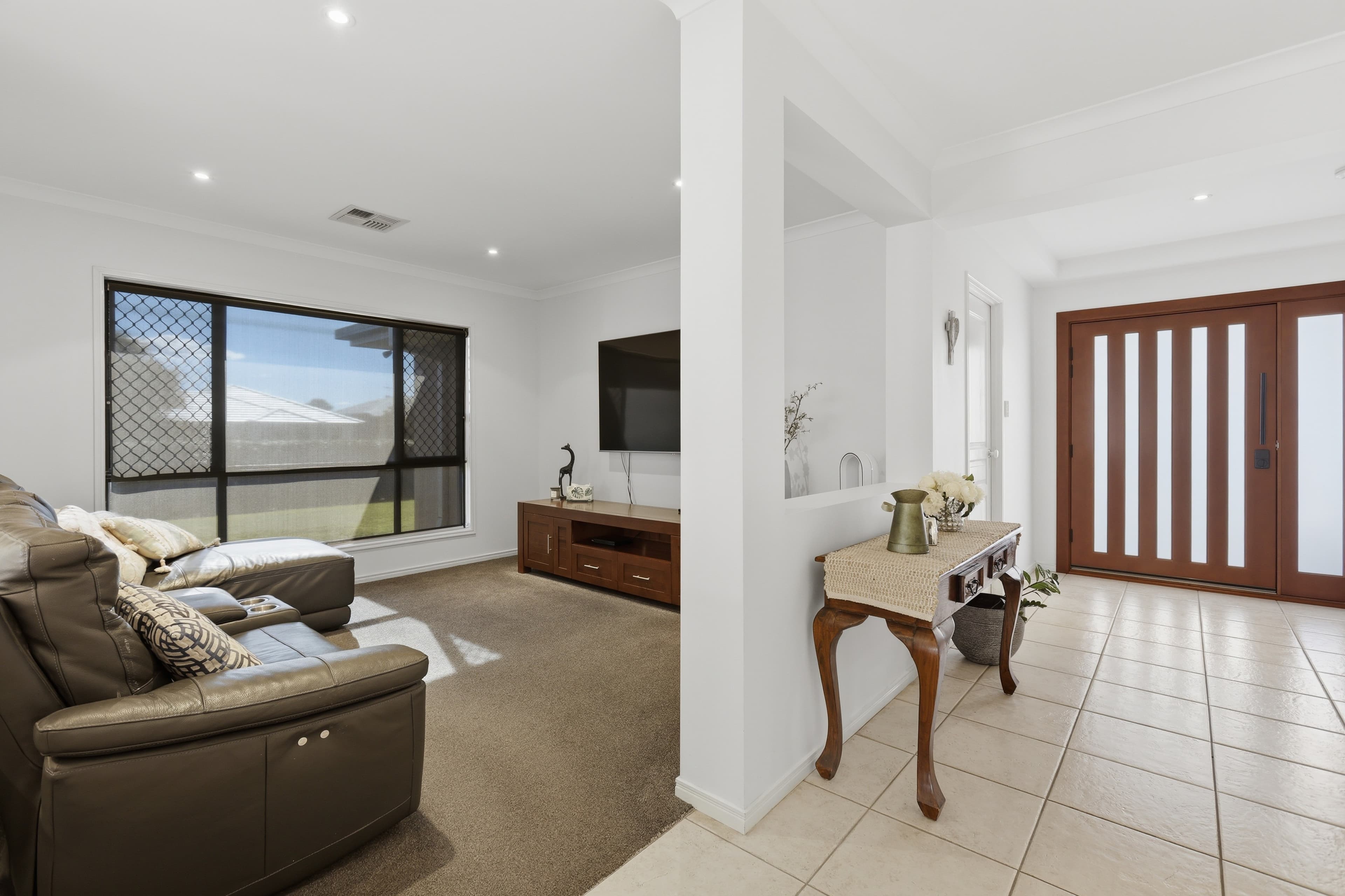4 Scenic Drive, Murrumba Downs - Thumbnail 4