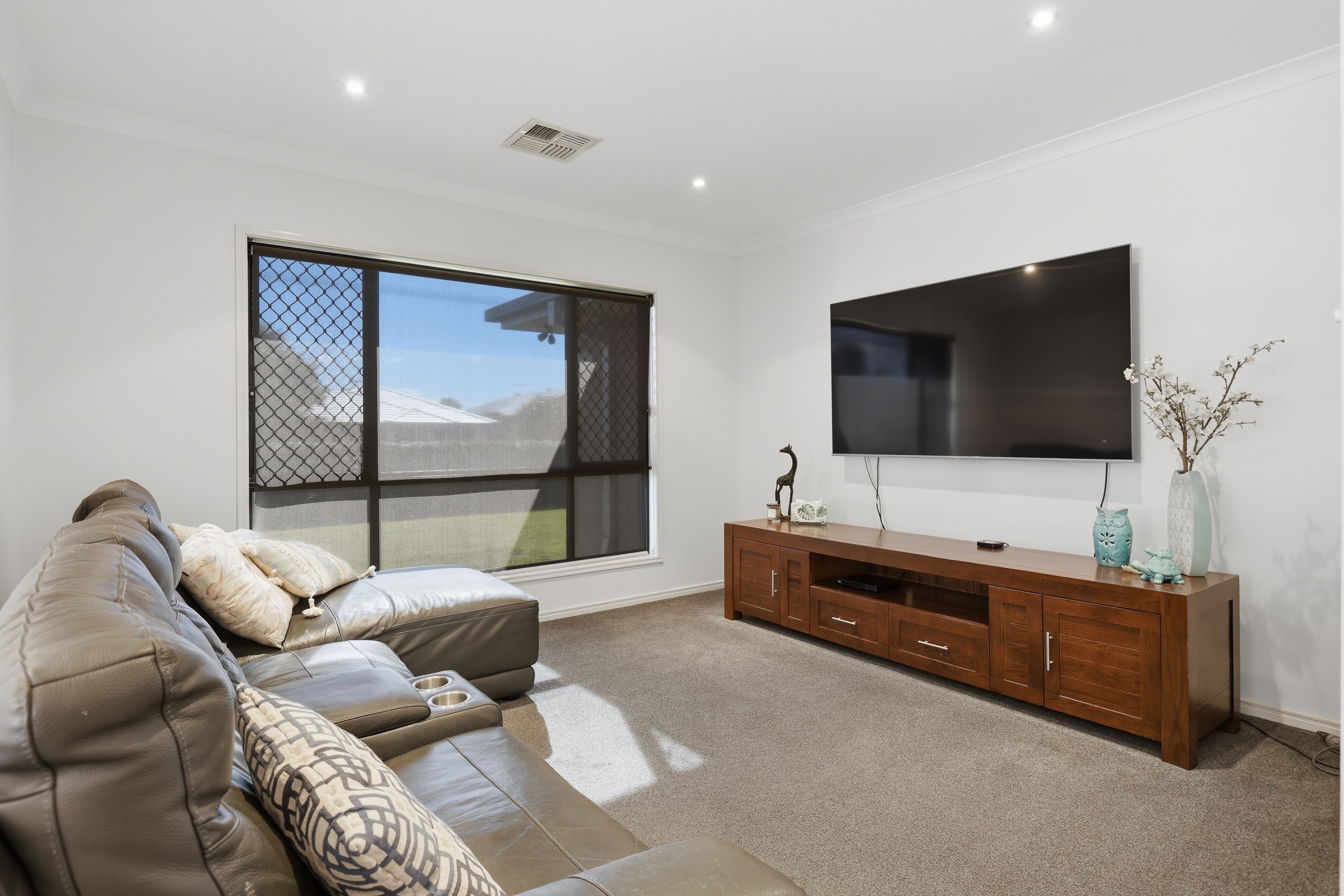 4 Scenic Drive, Murrumba Downs - Thumbnail 5