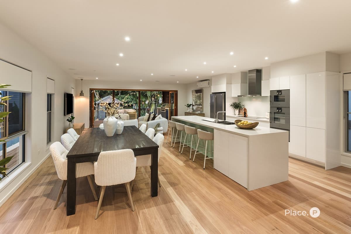 72 Smallman Street, Bulimba - Thumbnail 5