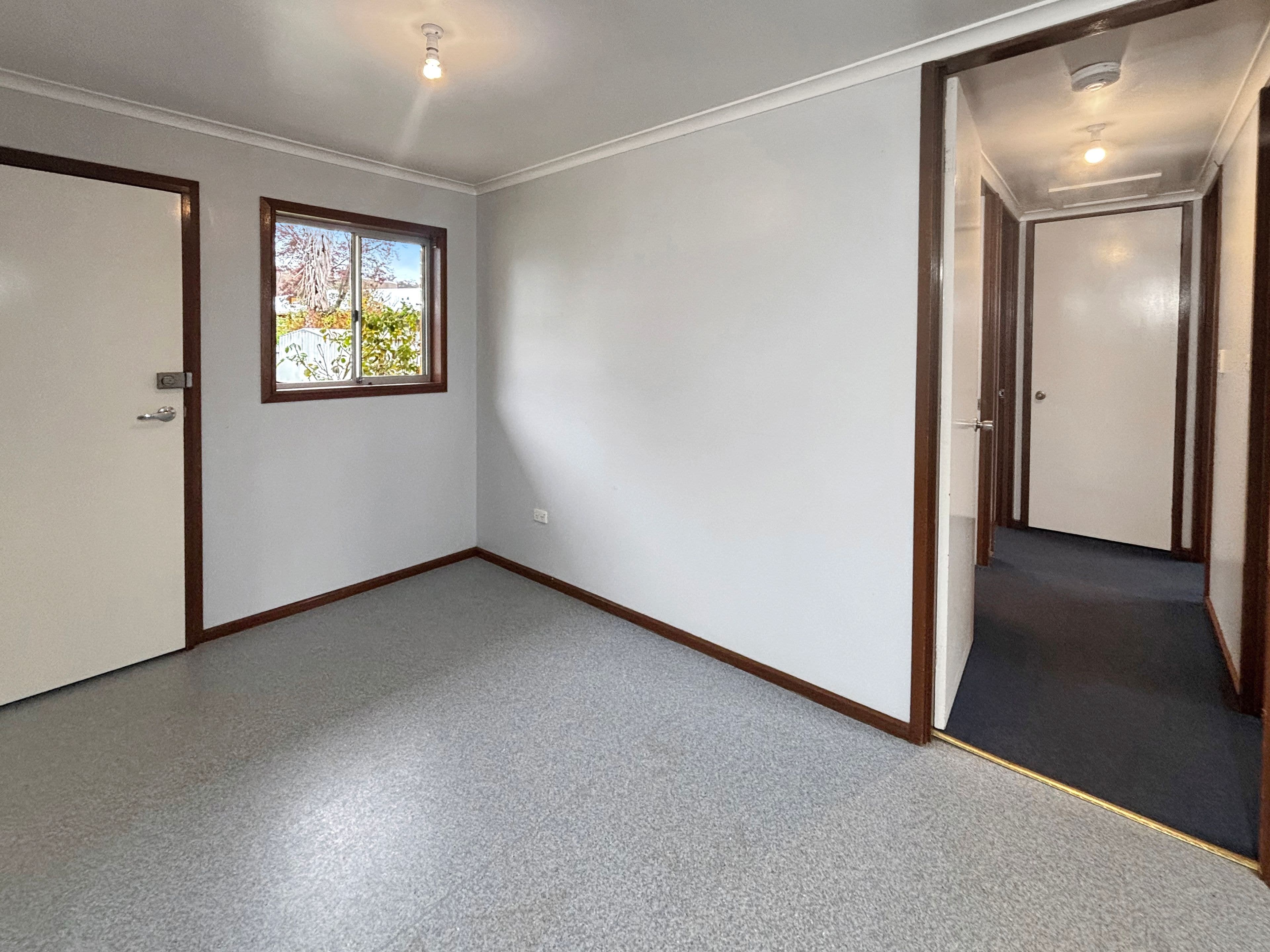 60 Clifton Boulevard, Griffith NSW 2680, Griffith - Thumbnail 5