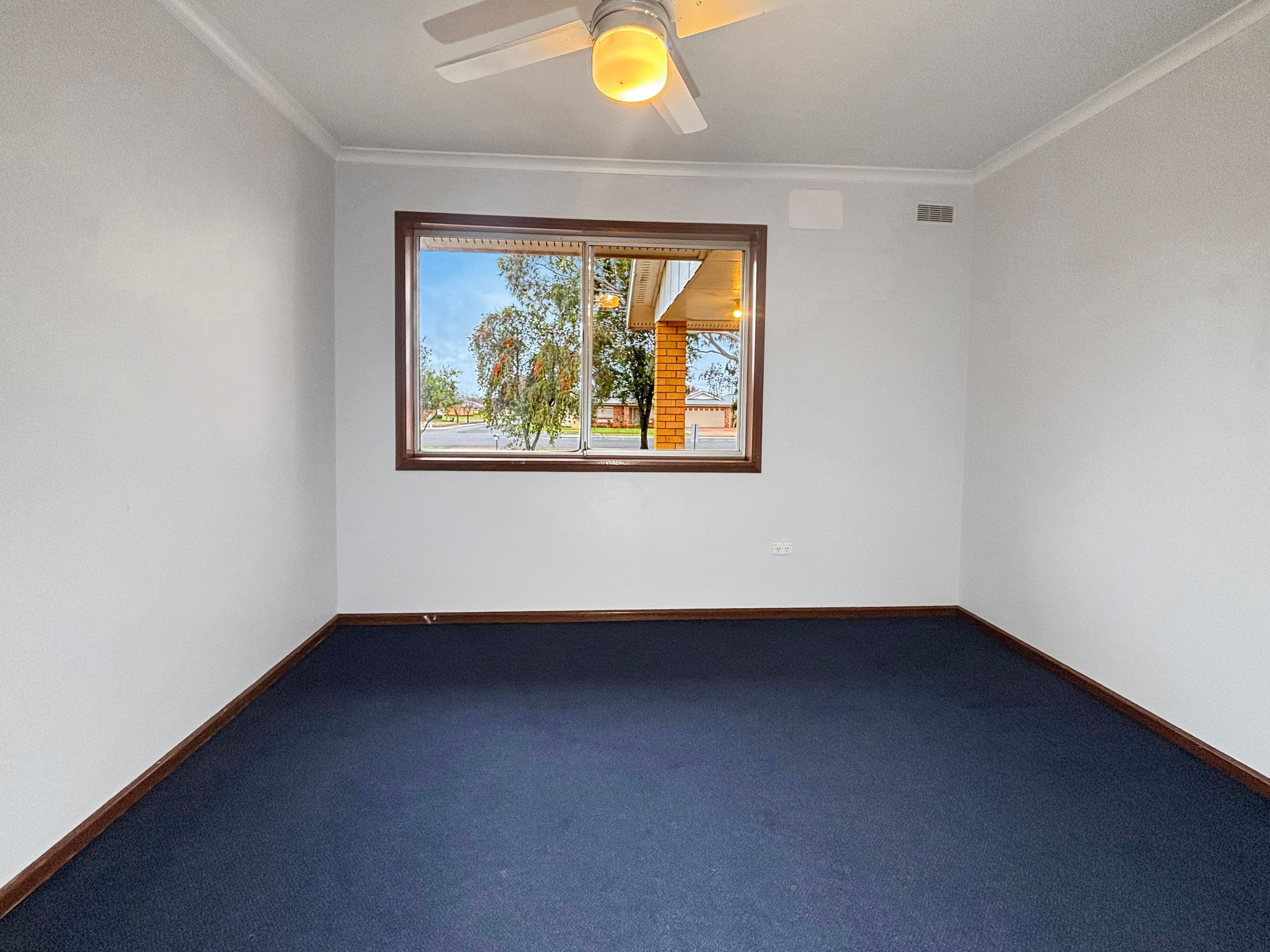 60 Clifton Boulevard, Griffith NSW 2680, Griffith - Thumbnail 6