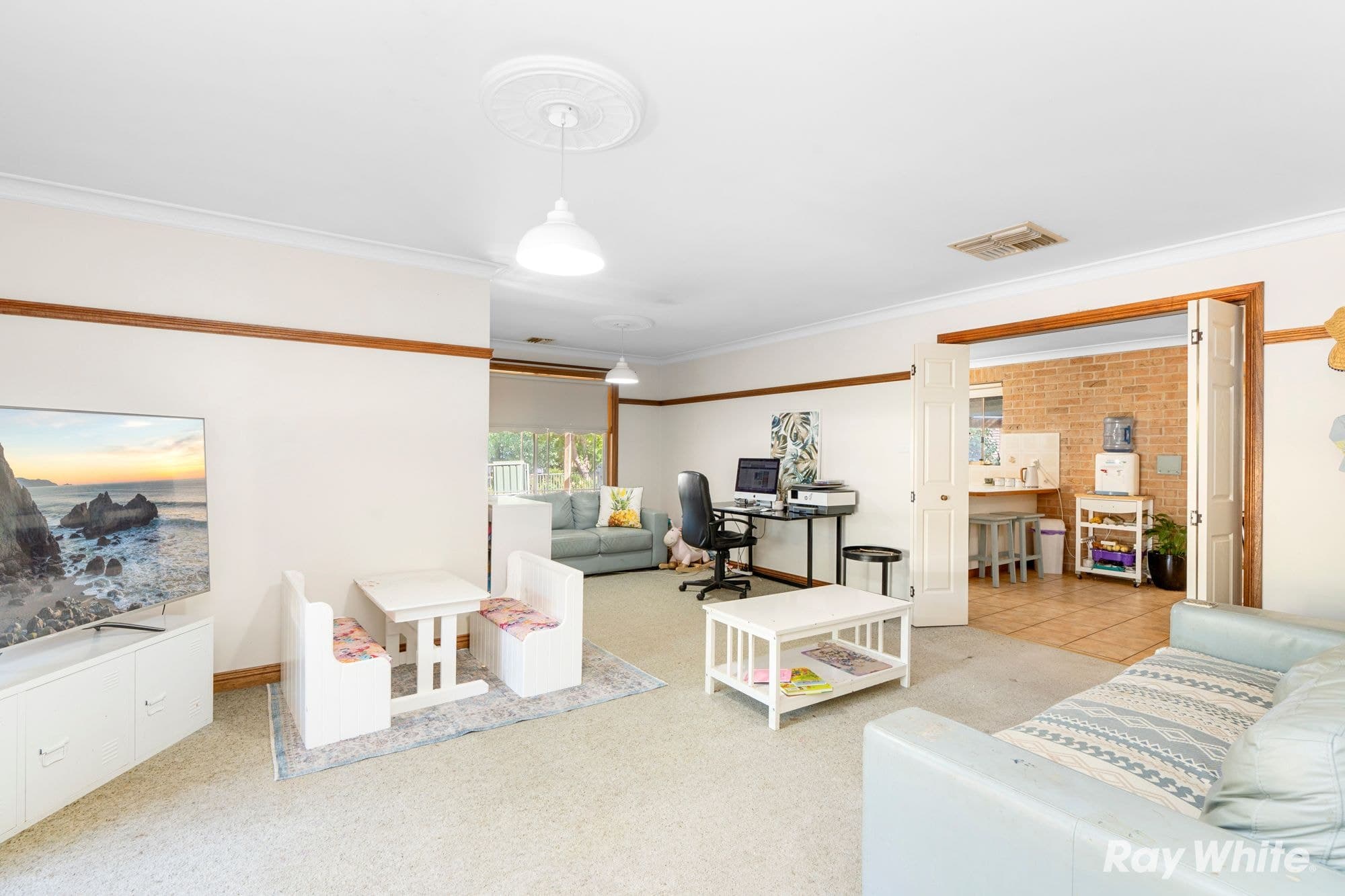 9 Honeysuckle Place, Lake Albert NSW 2650, Lake Albert - Thumbnail 2
