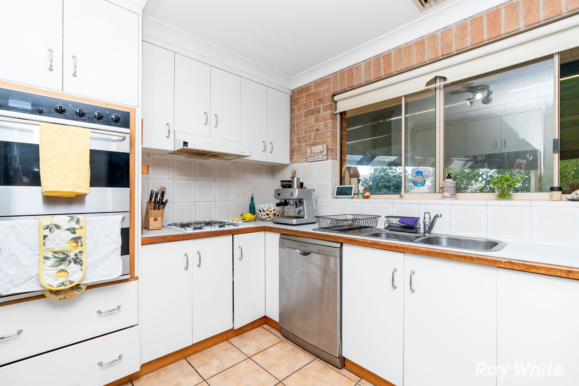 9 Honeysuckle Place, Lake Albert NSW 2650, Lake Albert - Thumbnail 5
