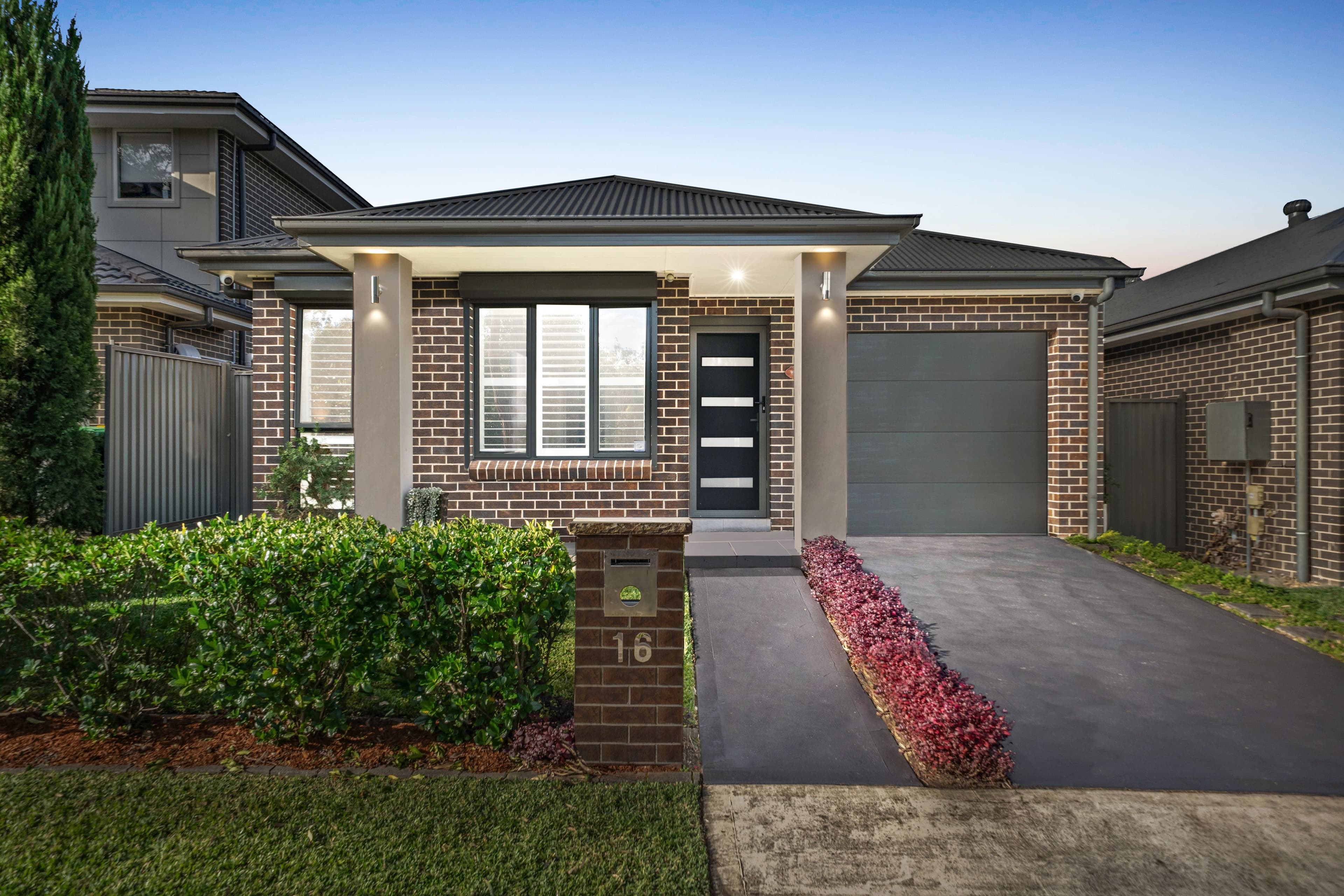 16 Tedbury Road, JORDAN SPRINGS NSW 2747, Jordan Springs - Image 1