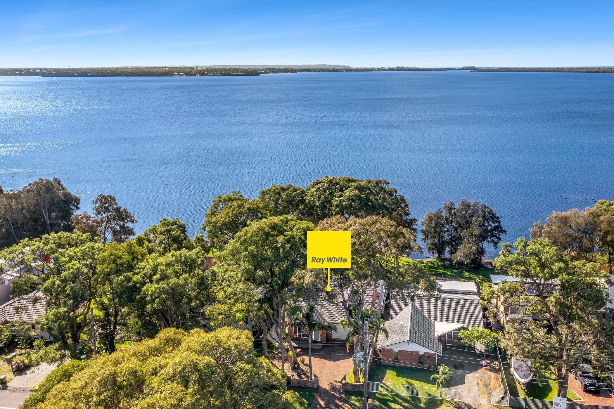 69 The Corso, Gorokan NSW 2263, Gorokan - Thumbnail 2