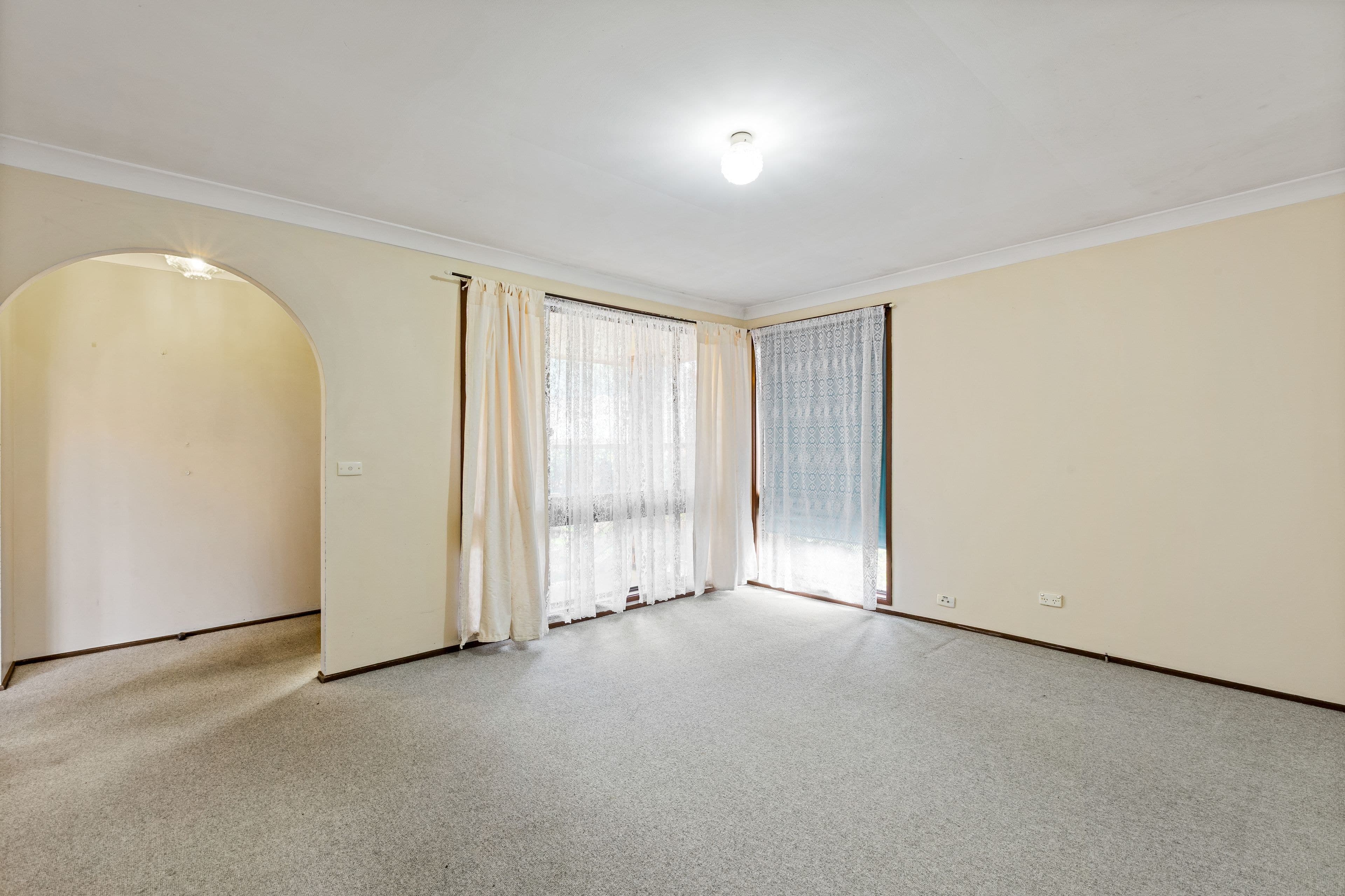 9 Mclaren Crescent, Blackheath NSW 2785, Blackheath - Thumbnail 2