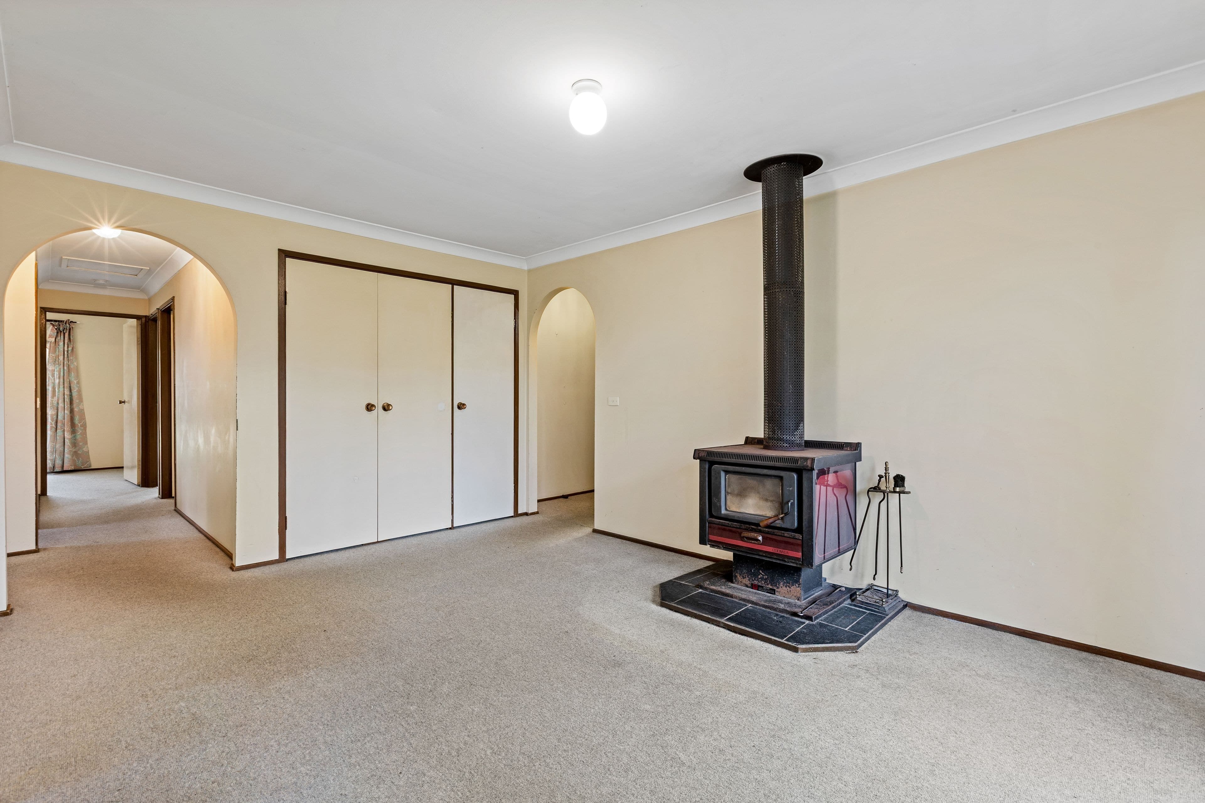 9 Mclaren Crescent, Blackheath NSW 2785, Blackheath - Thumbnail 3