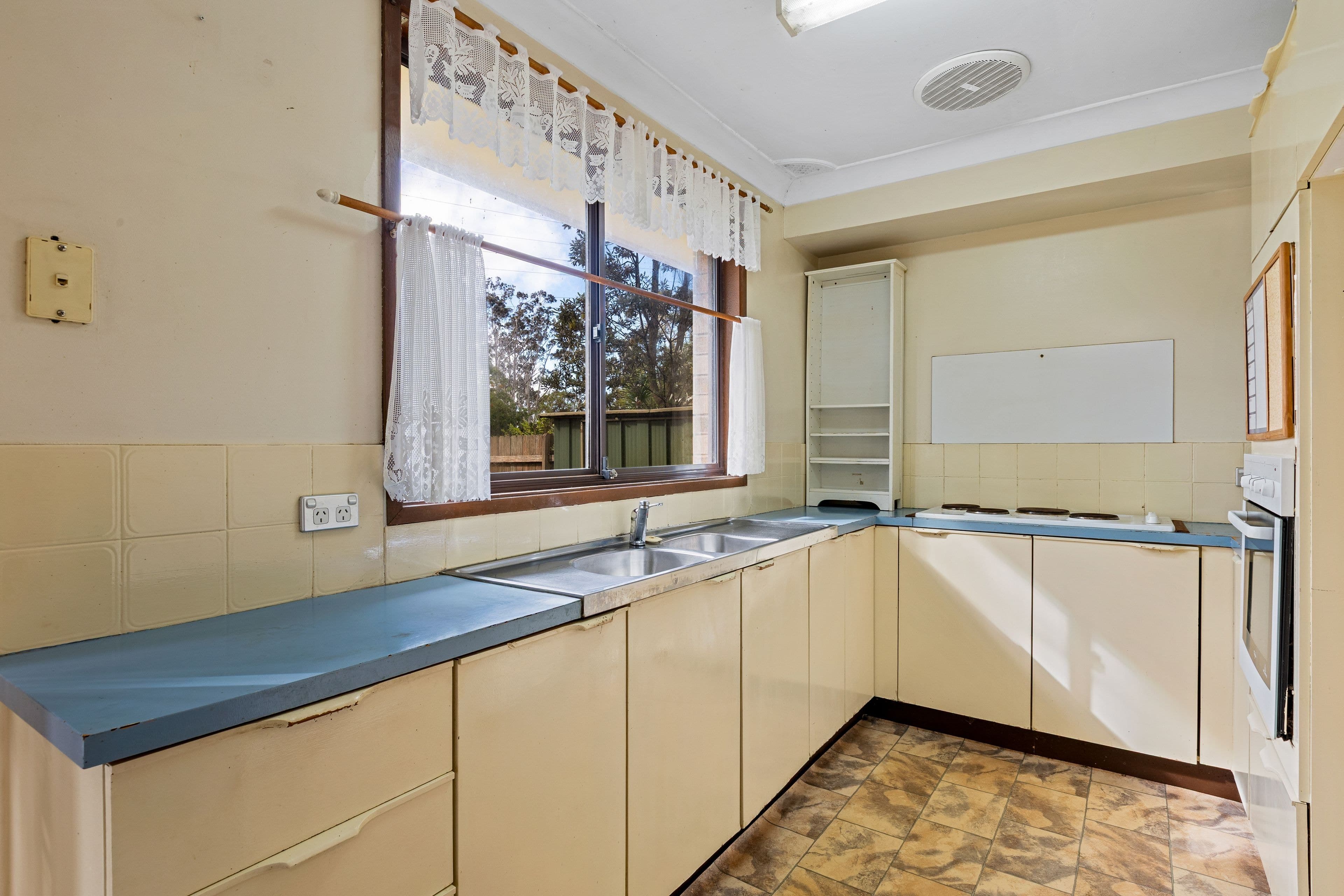 9 Mclaren Crescent, Blackheath NSW 2785, Blackheath - Thumbnail 4