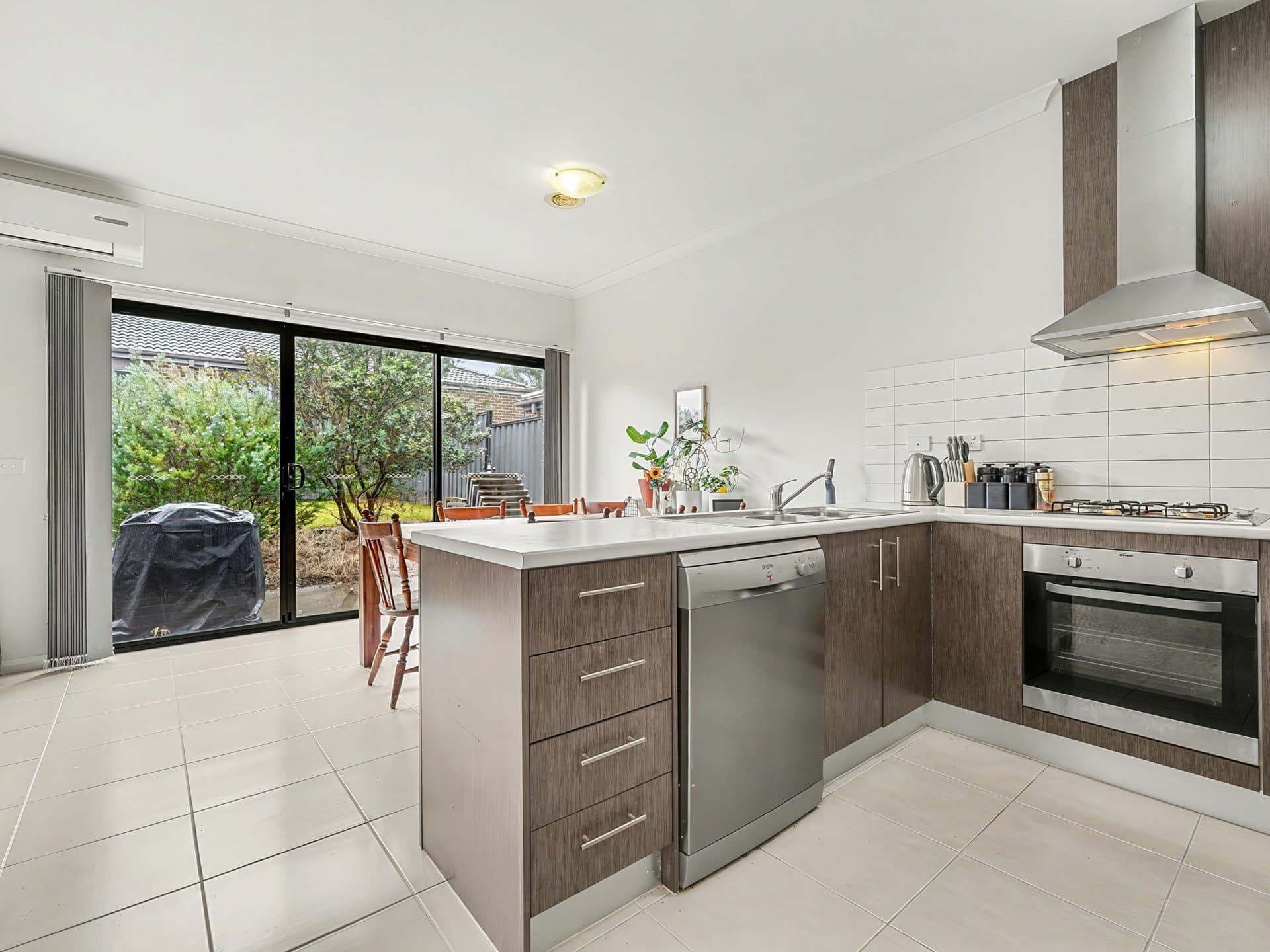 77 Havana Parade, Pakenham, Pakenham - Thumbnail 5