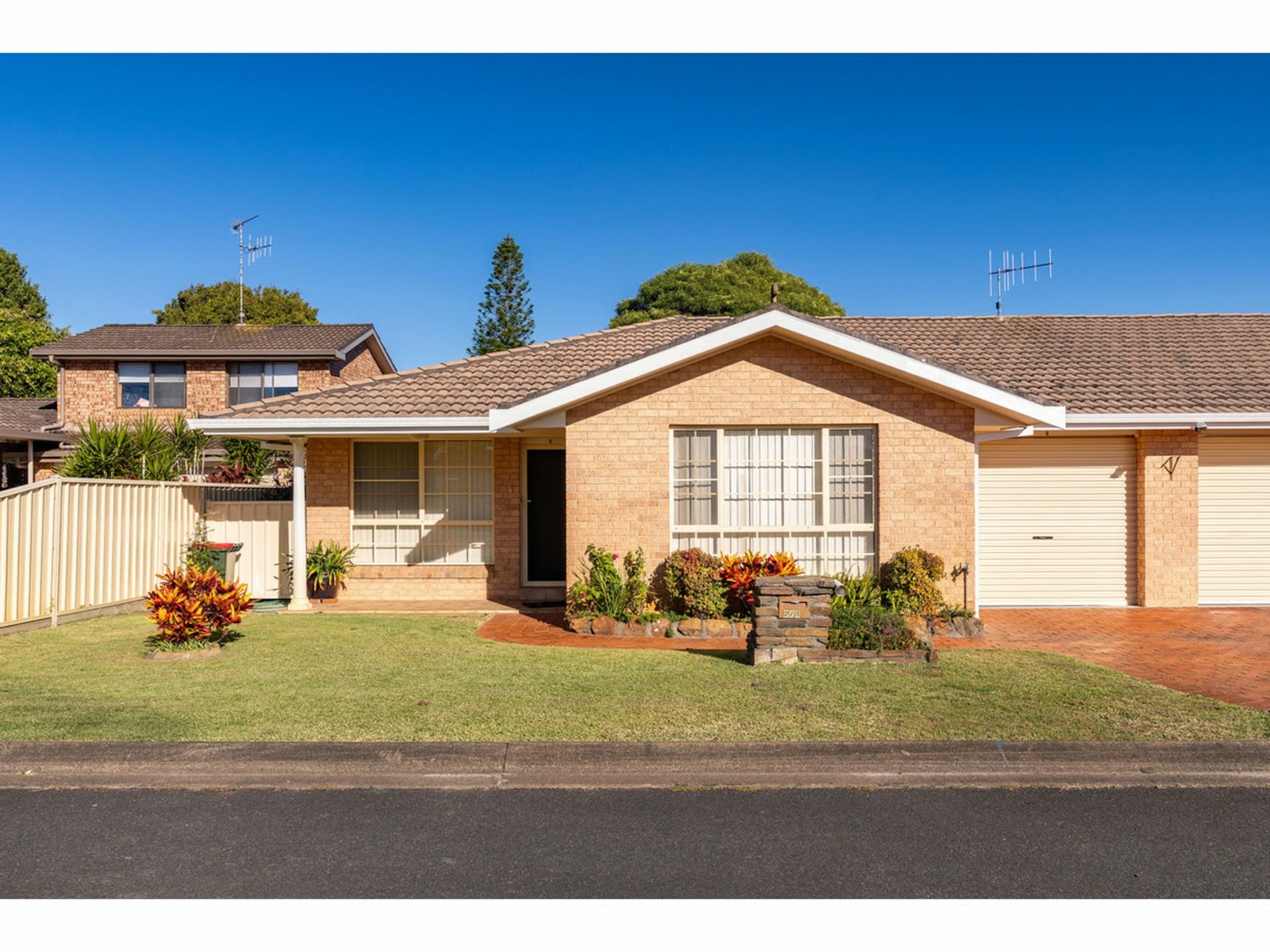 2/8 Kent Street, Tuncurry, Tuncurry - Thumbnail 2