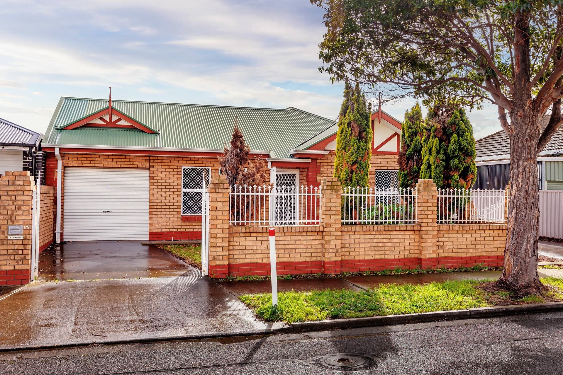 1/9 Hennessy Terrace, Rosewater, Rosewater - Thumbnail 2