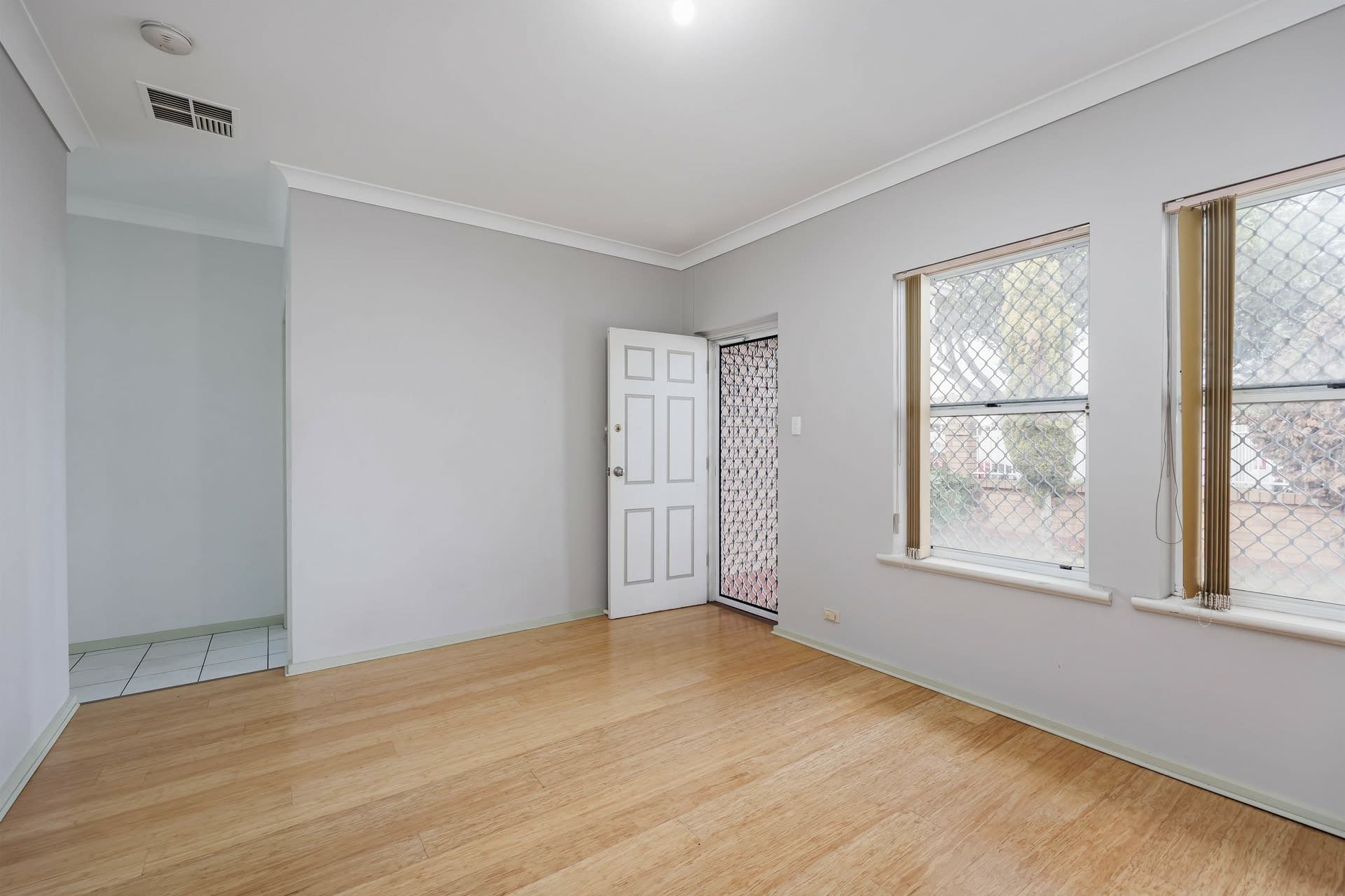 1/9 Hennessy Terrace, Rosewater, Rosewater - Thumbnail 3