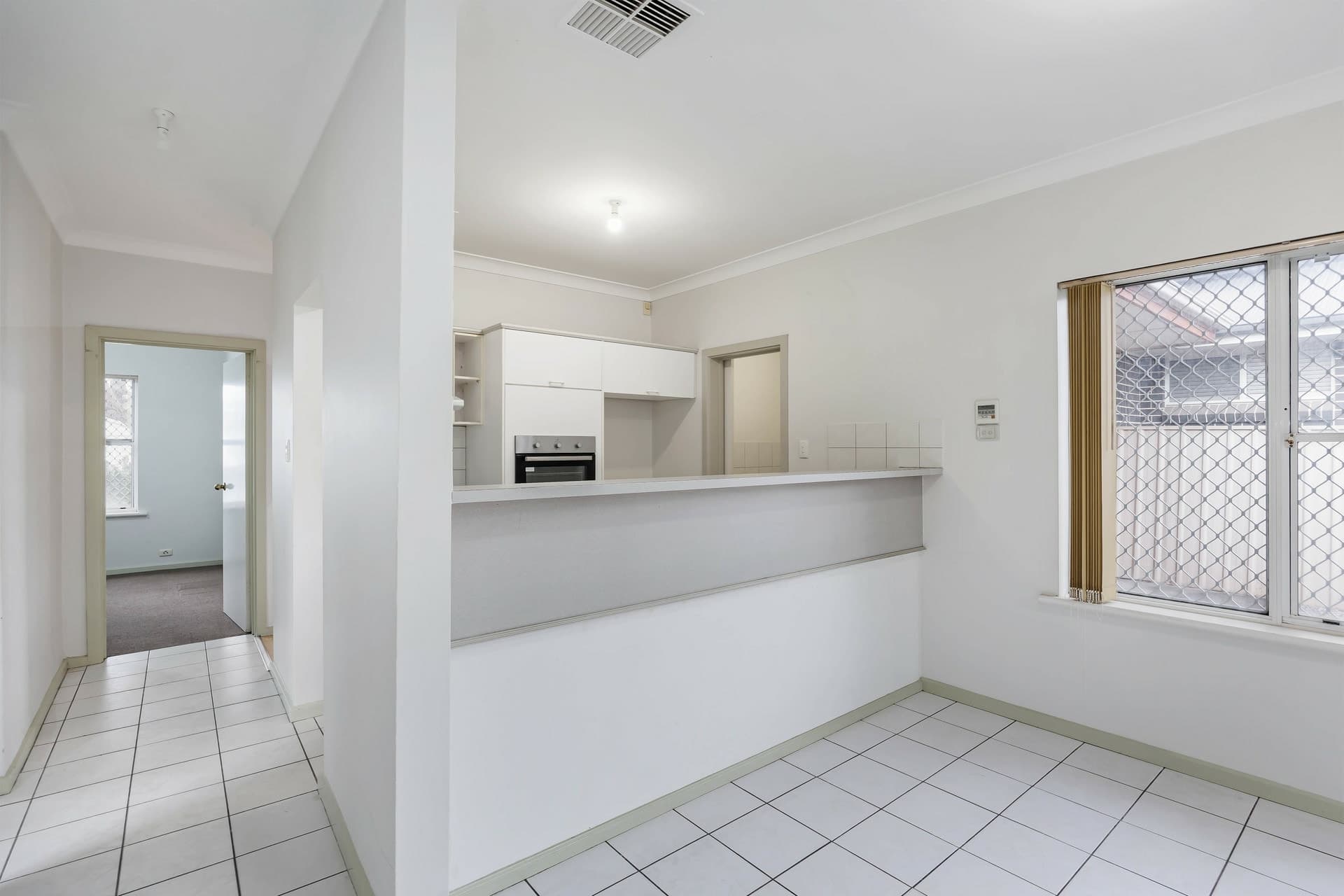 1/9 Hennessy Terrace, Rosewater, Rosewater - Thumbnail 8