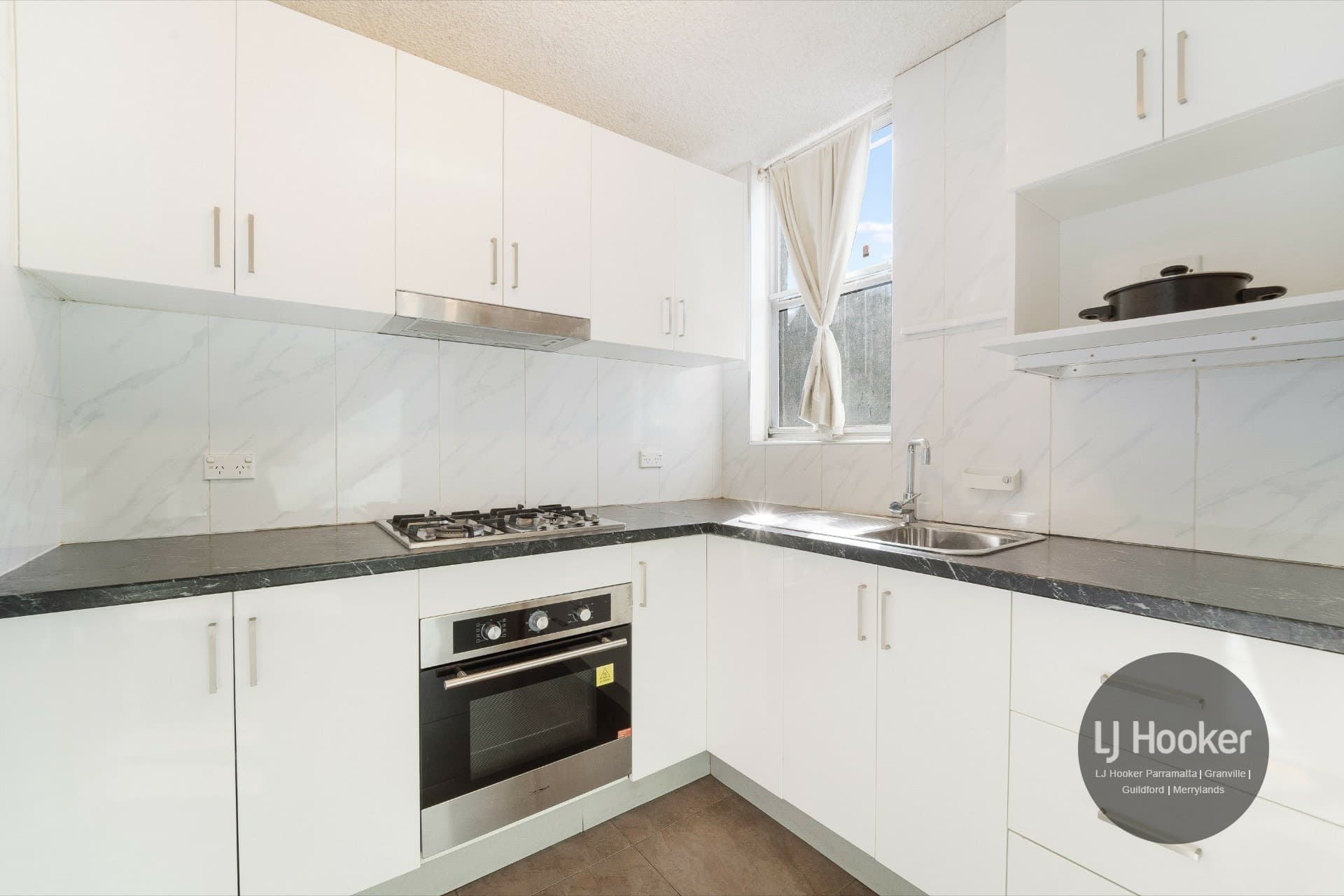 44/10 Bridge Street, Granville, Granville - Thumbnail 3