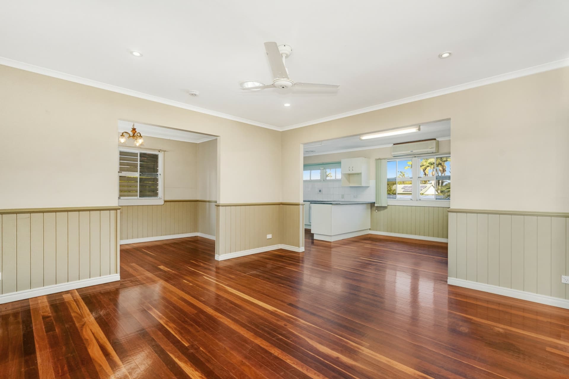 125 Groth Road, Boondall, Boondall - Thumbnail 2