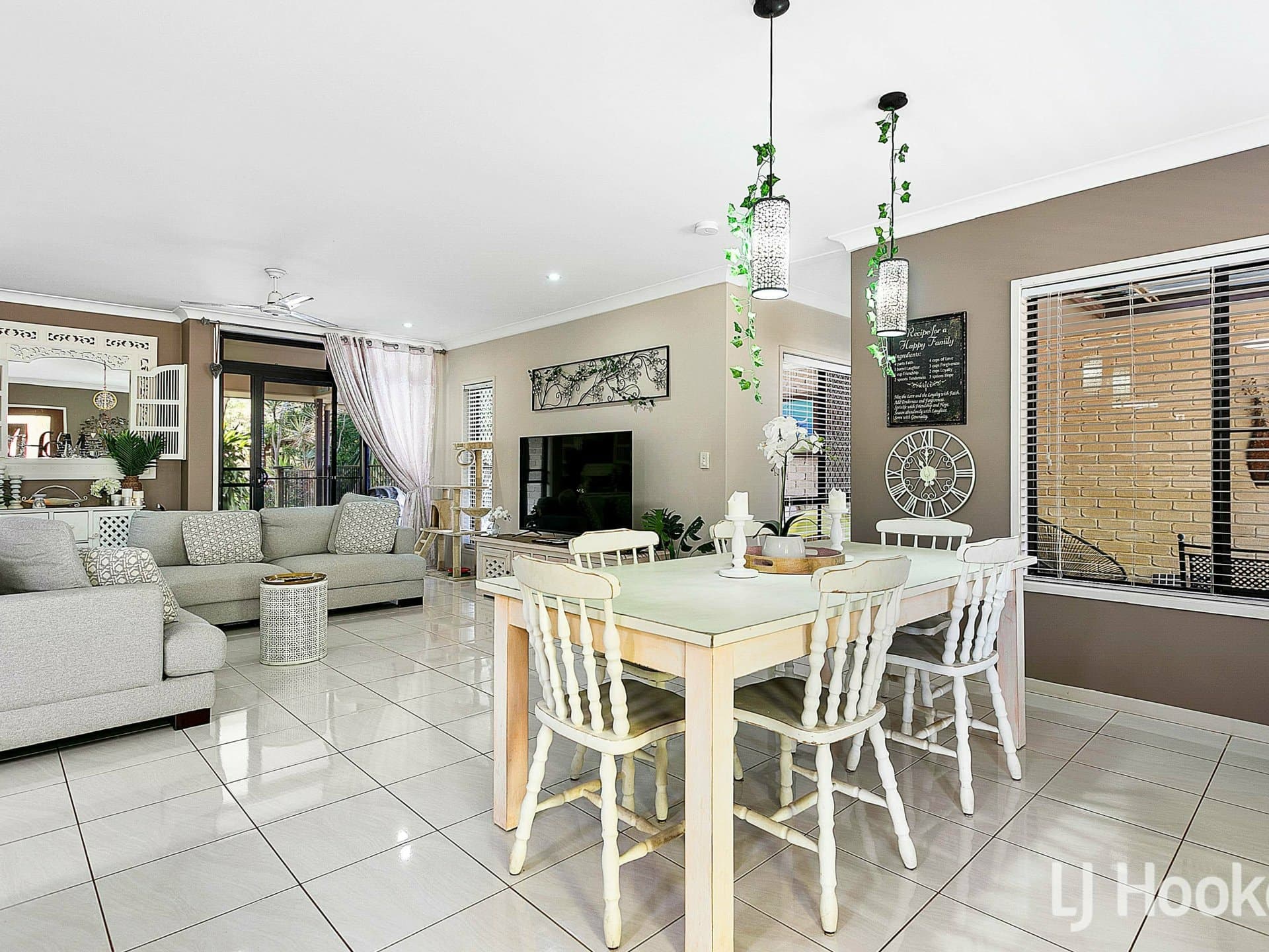 10-12 Ashleigh Court, Tinana South, Tinana South - Thumbnail 3