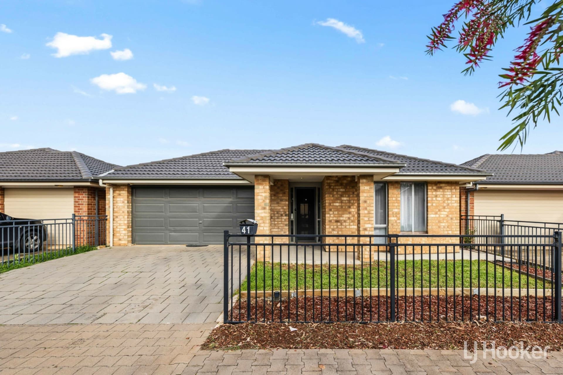 41 Tudor Crescent, Smithfield Plains, Smithfield Plains - Thumbnail 3