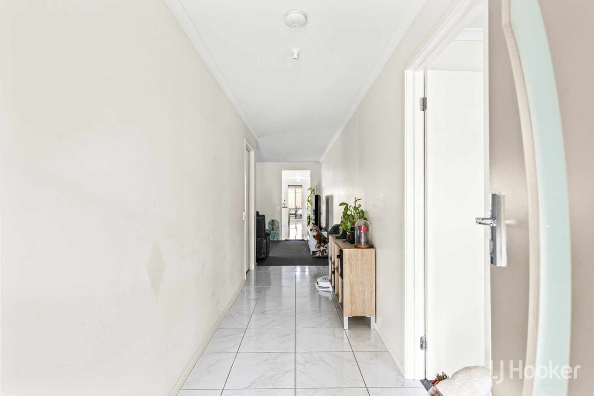 41 Tudor Crescent, Smithfield Plains, Smithfield Plains - Thumbnail 4