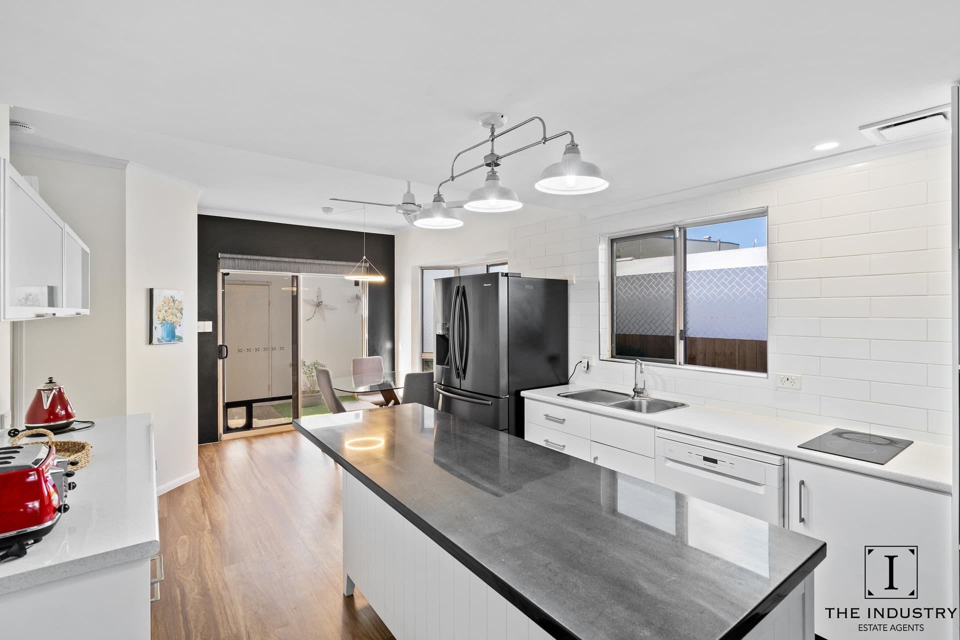 2/10 Hill Street, Manunda QLD 4870, Manunda - Thumbnail 3